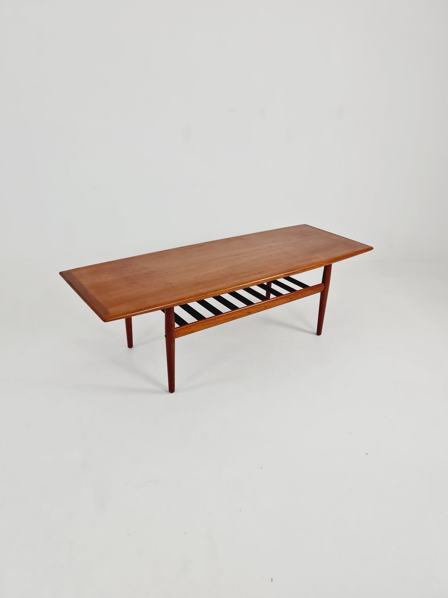 Danish Teak Coffee Table by Grete Jalk for Glostrup Møbelfabrik, 1960s