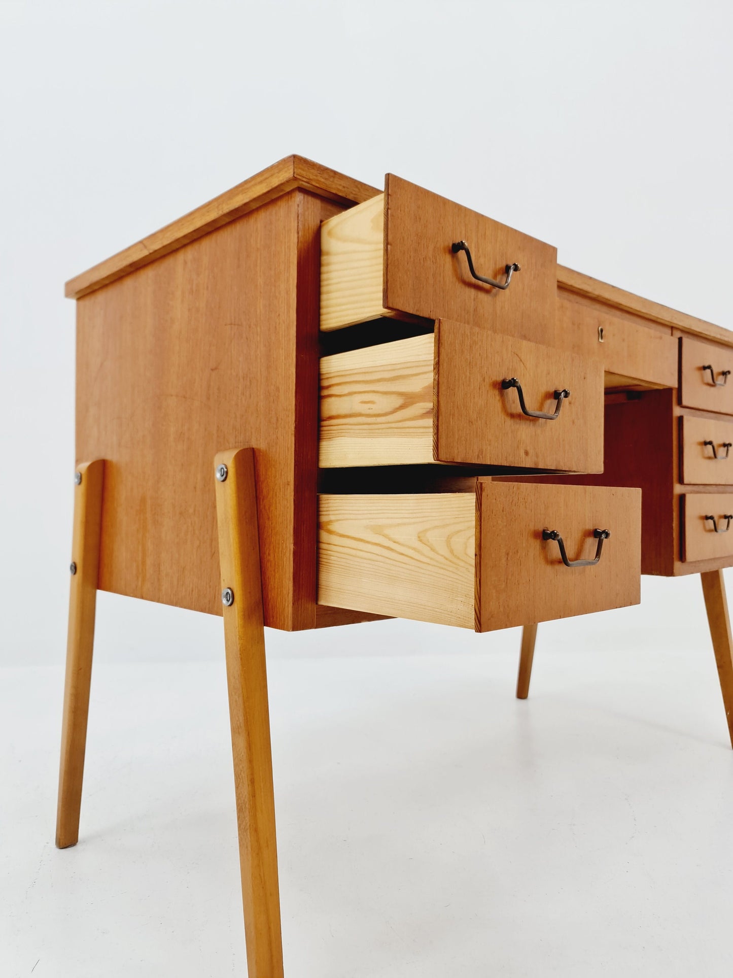 Midcentury danish Scandinavian Desk in teak, 1960s
