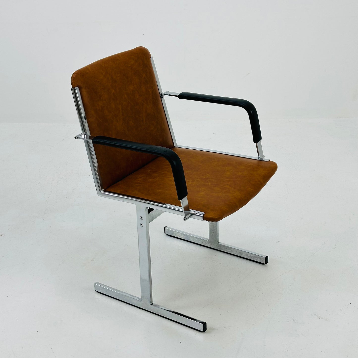 Set of 2 mid century Bauhaus armchairs by Dieter Knoll 1980s Germany