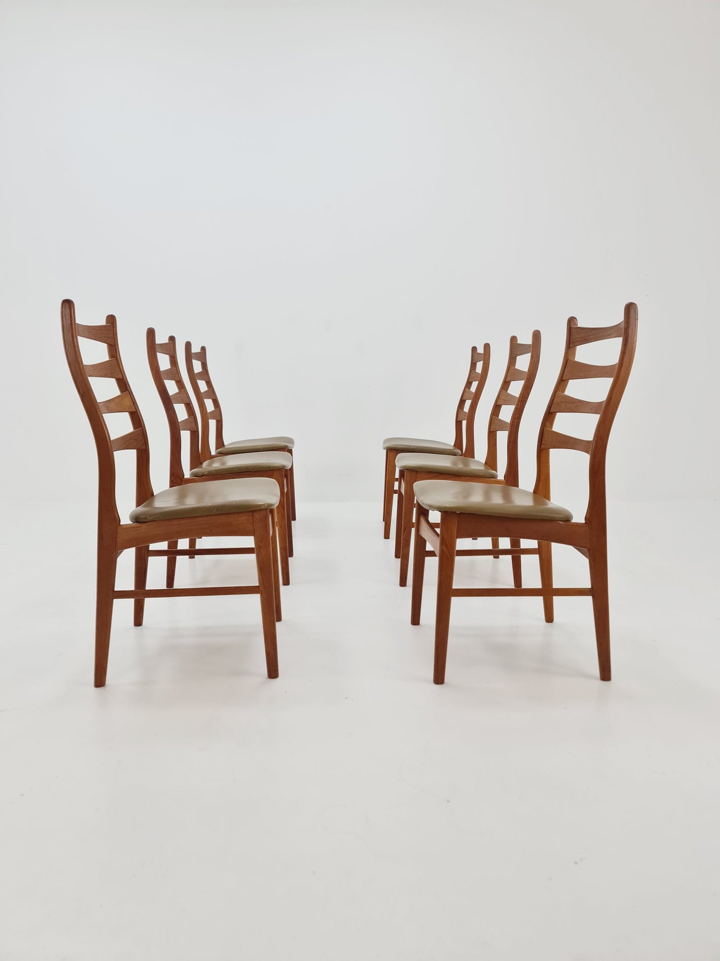 Danish teak with leather sits dining chairs by Viborg stolfabrik 1960s, set of 6