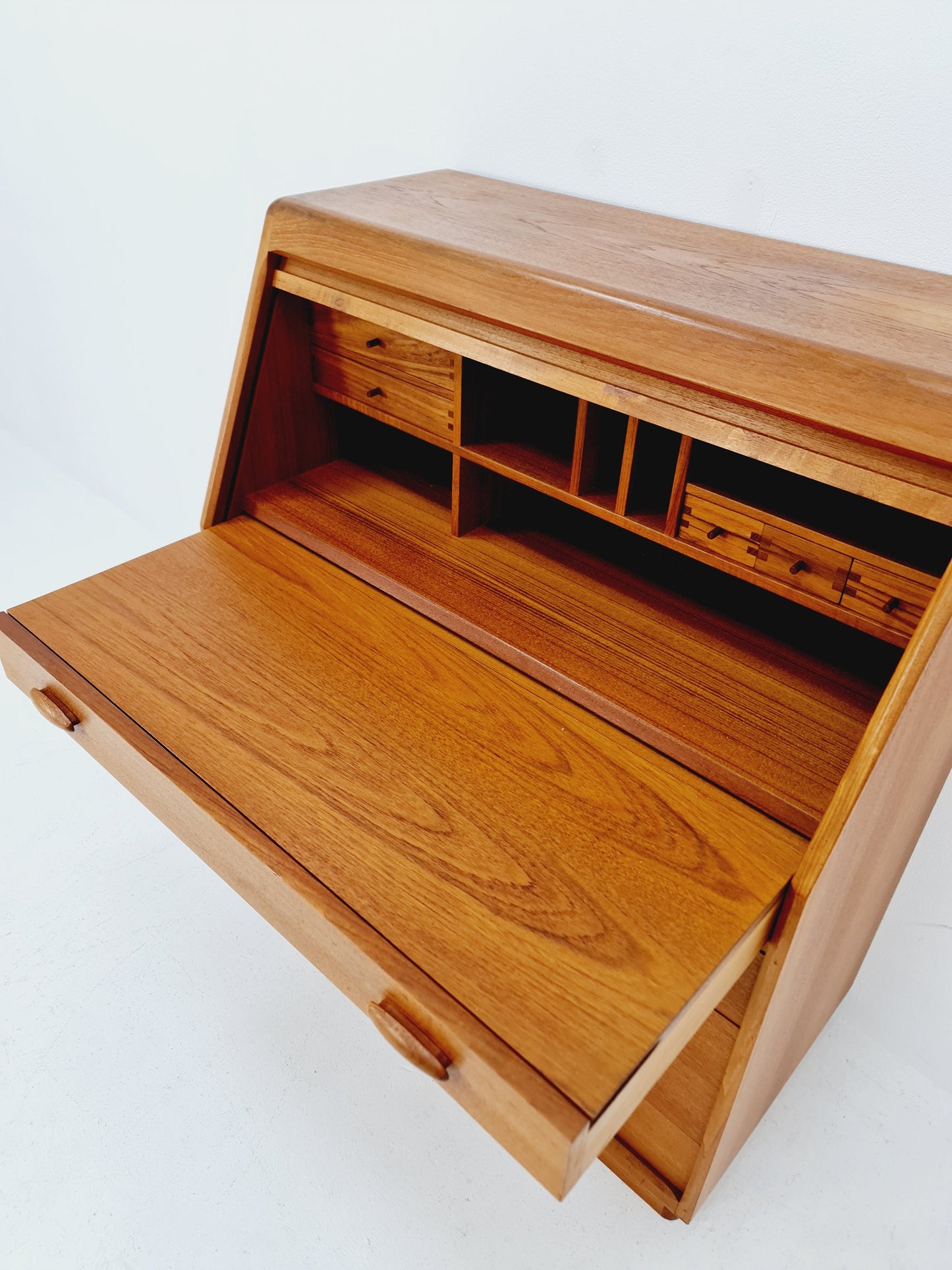 Midcentury Danish vintage Secretary /Make up by Dyrlund, 1960s
