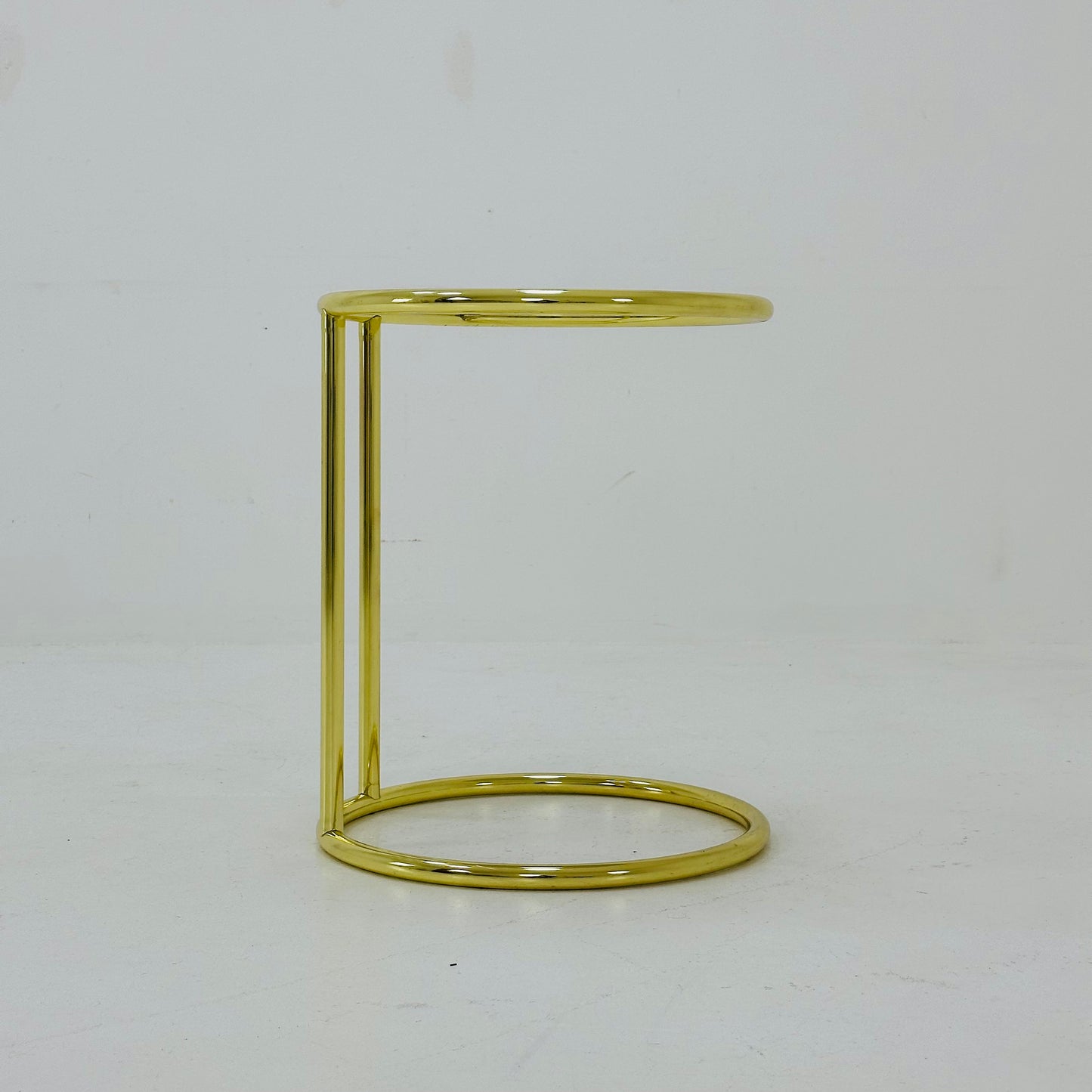 BauHaus Round golden chrome & Glass side table Eileen style , 1980s