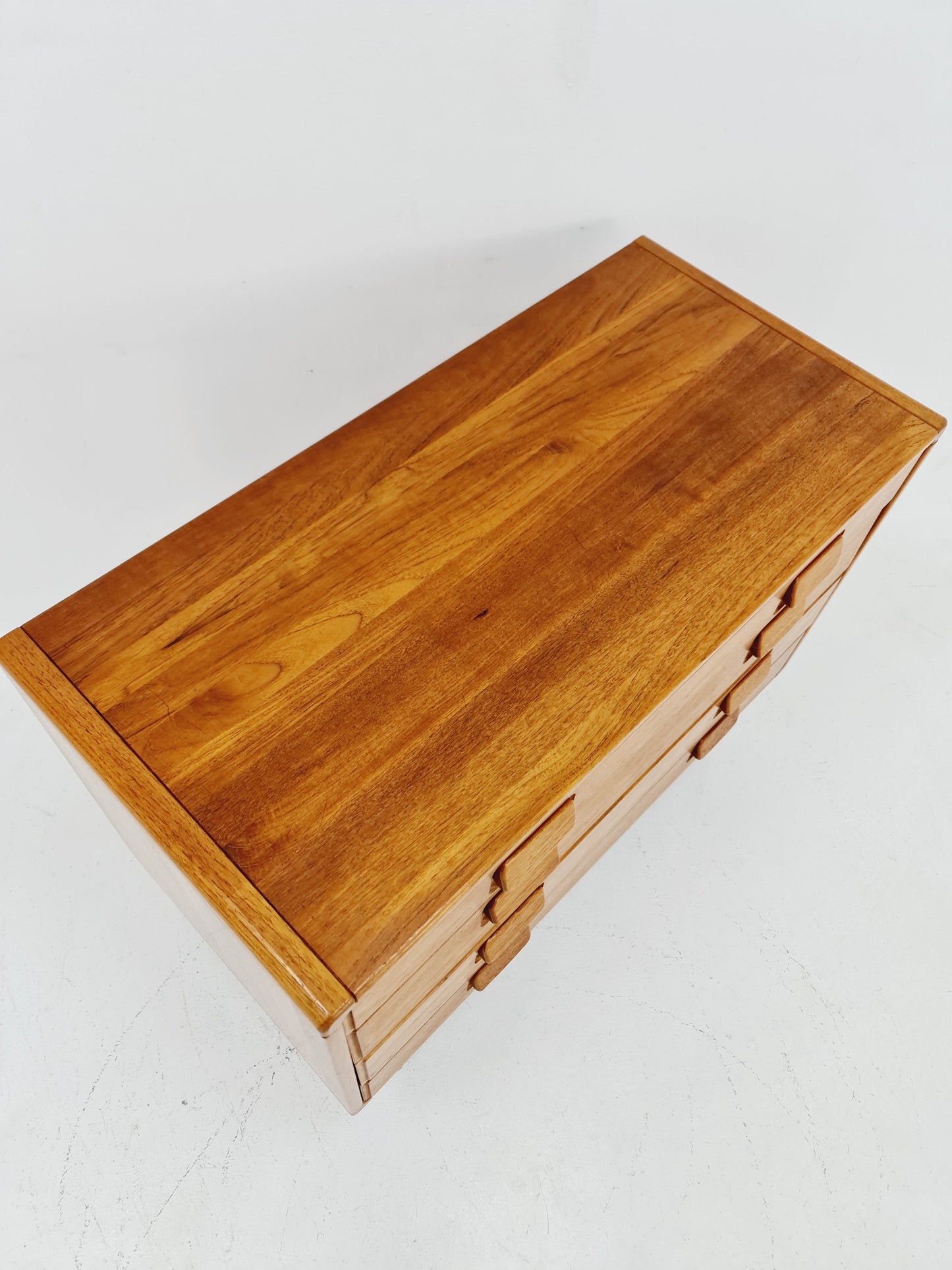 Mid century Danish Solid teak Sideboard / chest of drawers by Cado 1960s