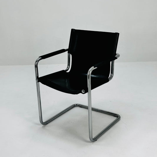 1 of 10 Matteo Grassi visitor chair in black leather Italy 1980s