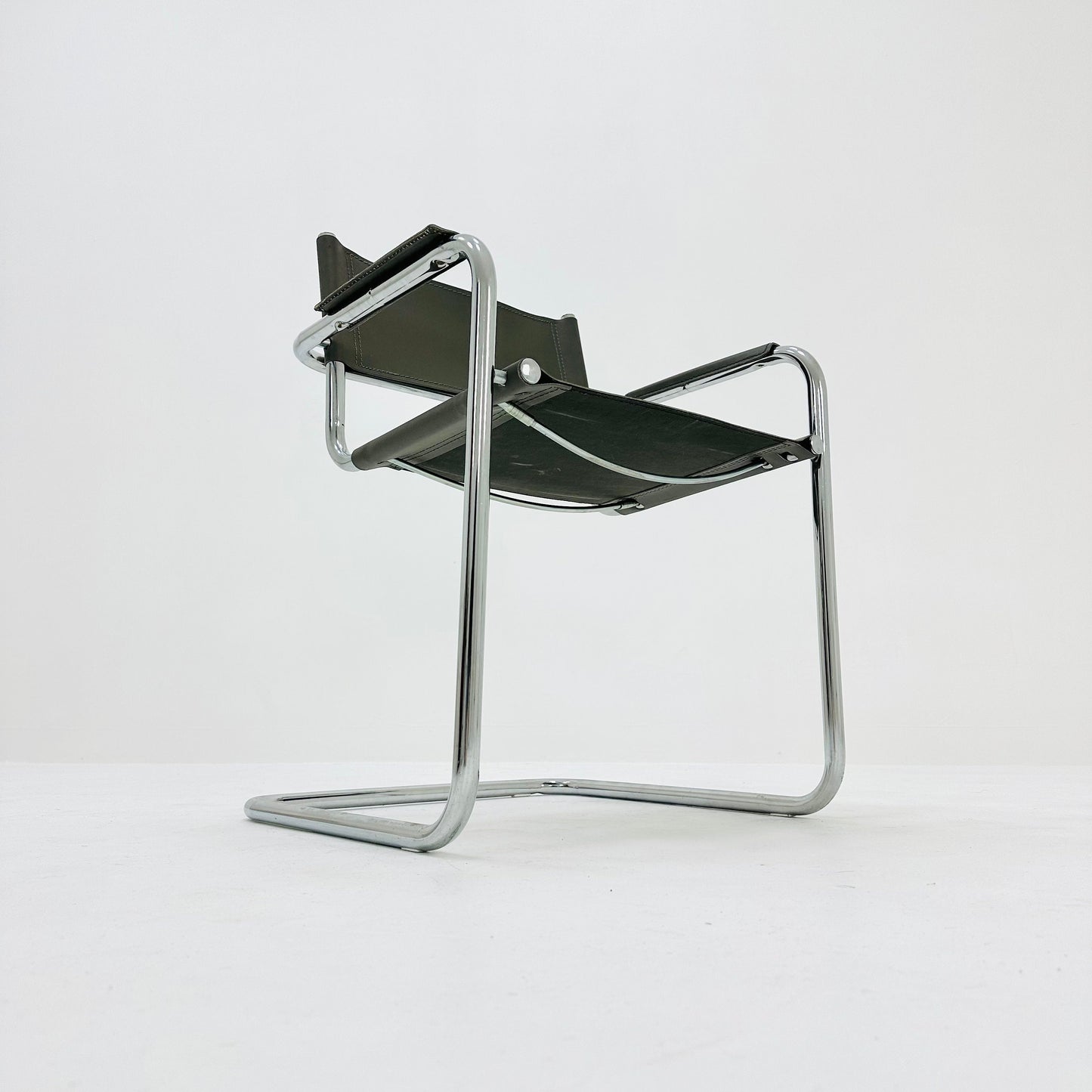 1 of 2 Model Studi chair by Mart Stam & Marcel Breuer 1970s