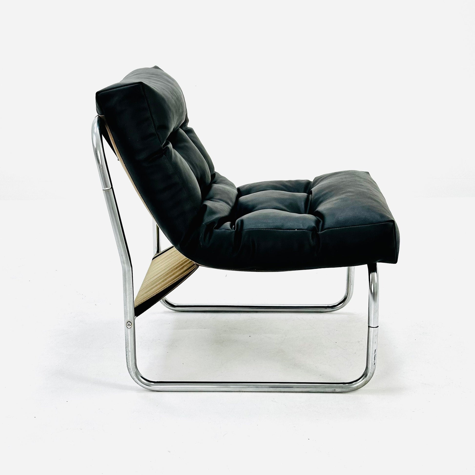 Model Pixi leather lounge chair by Gillis Lundgren for Ikea, 1970s