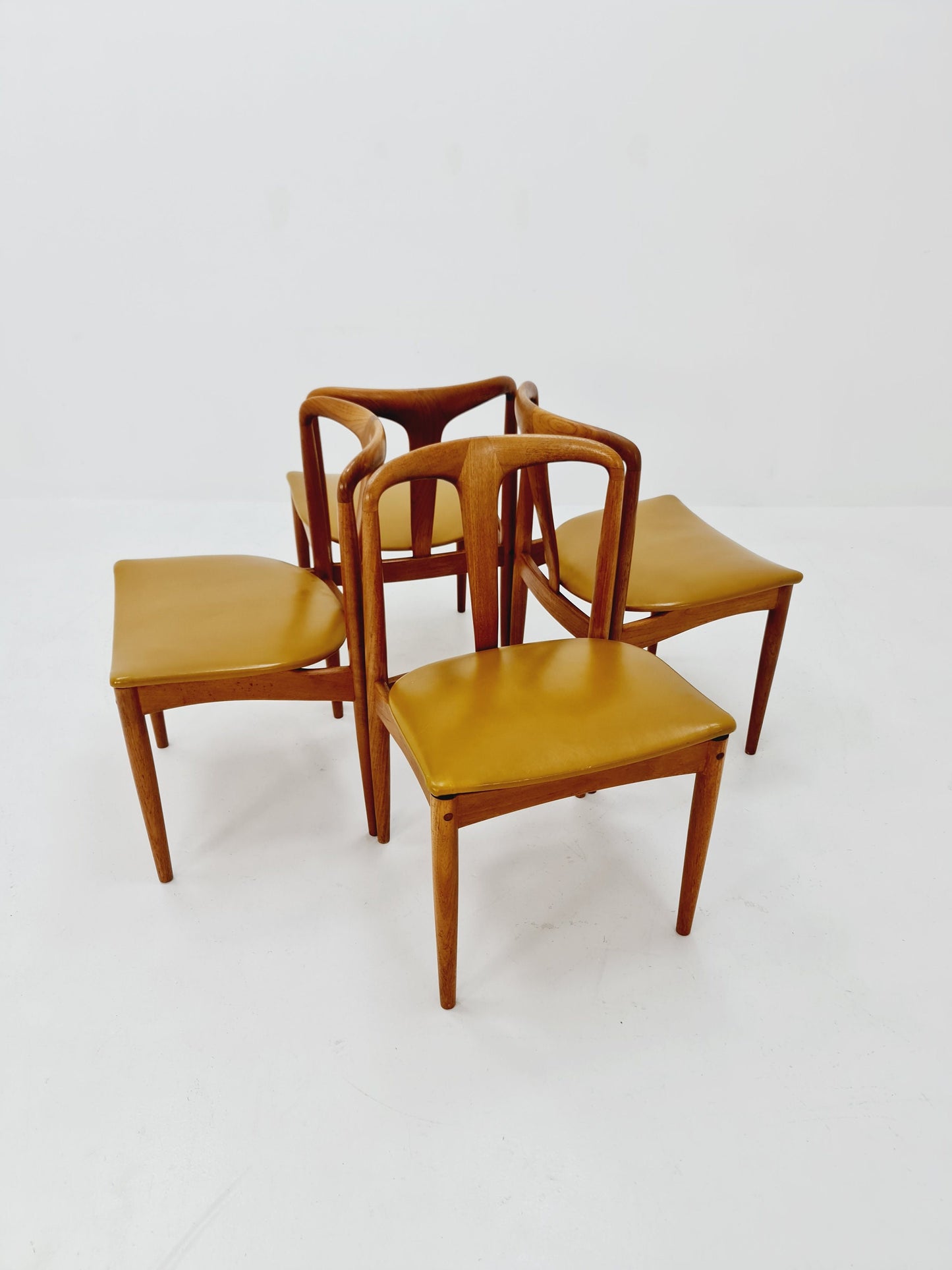 Vintage Danish teak dining charis by johannes Andersen for Uldum Mobelfabrik , 1960s, set of 4