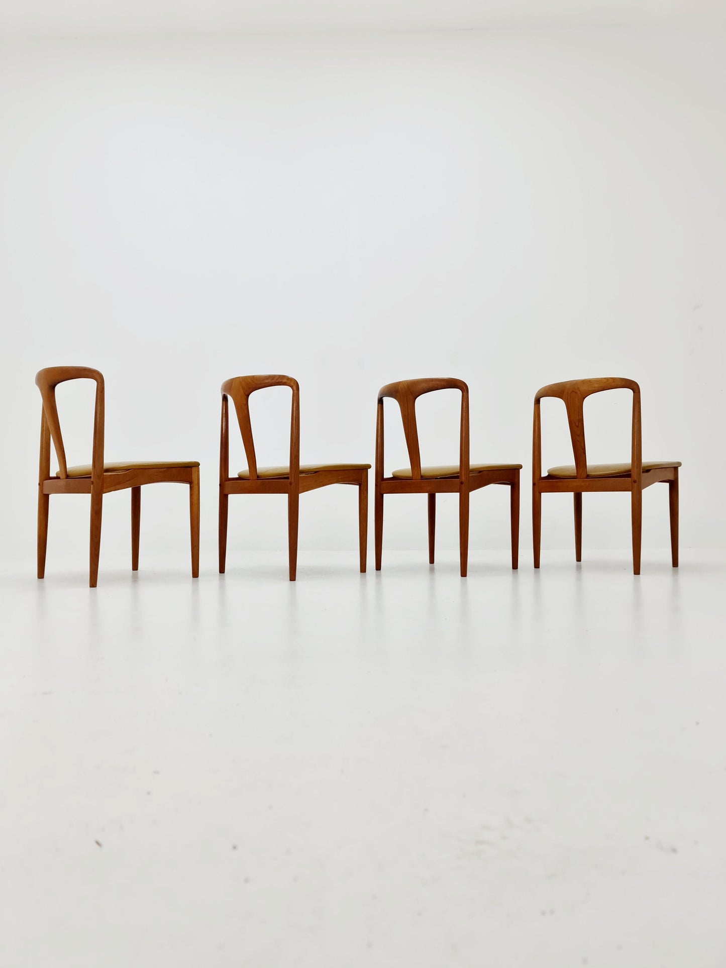 Vintage Danish teak dining charis by johannes Andersen for Uldum Mobelfabrik , 1960s, set of 4