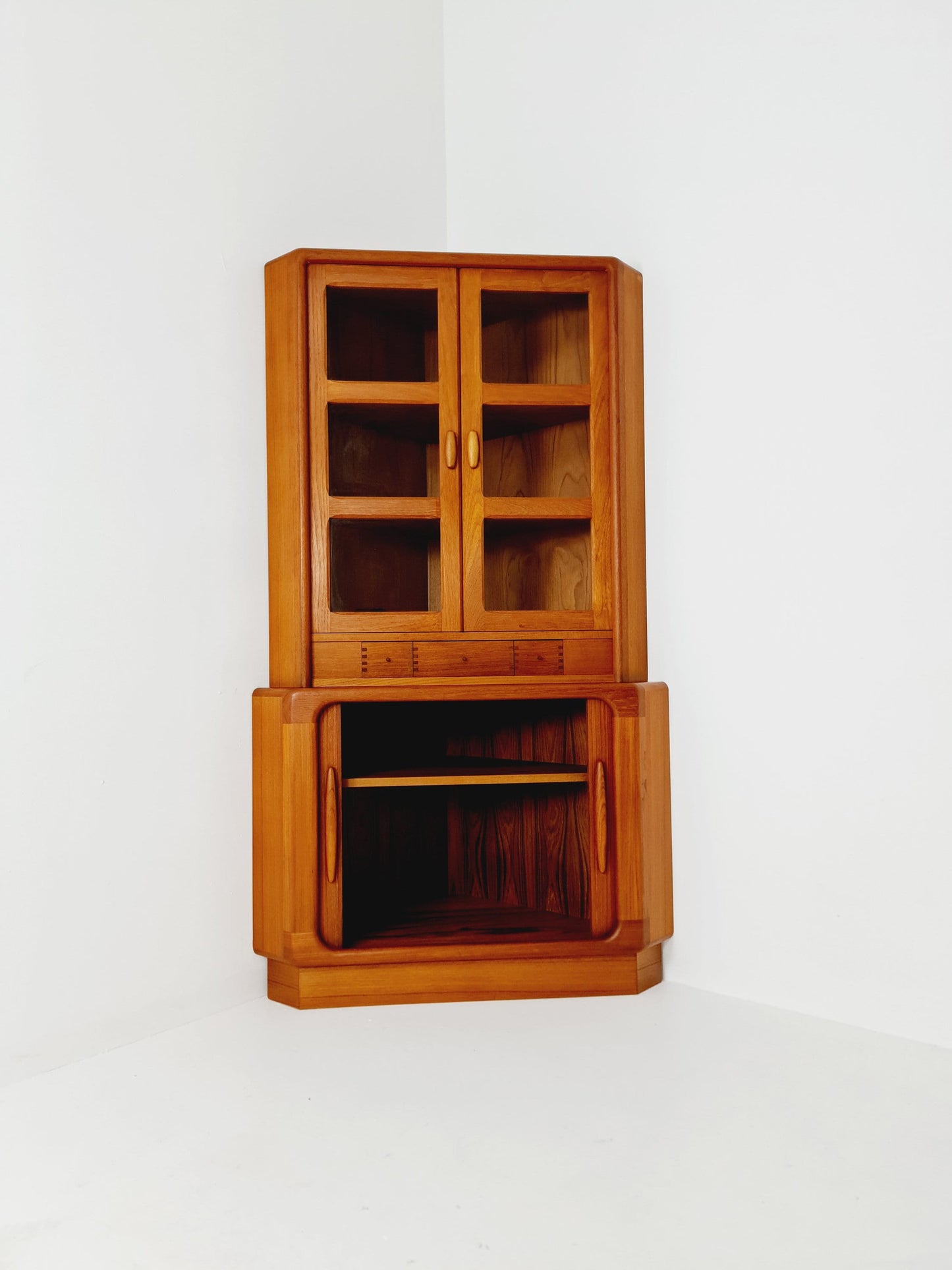 Mid Century Modern danish corner cabinet teak By Dyrlund , 1960s