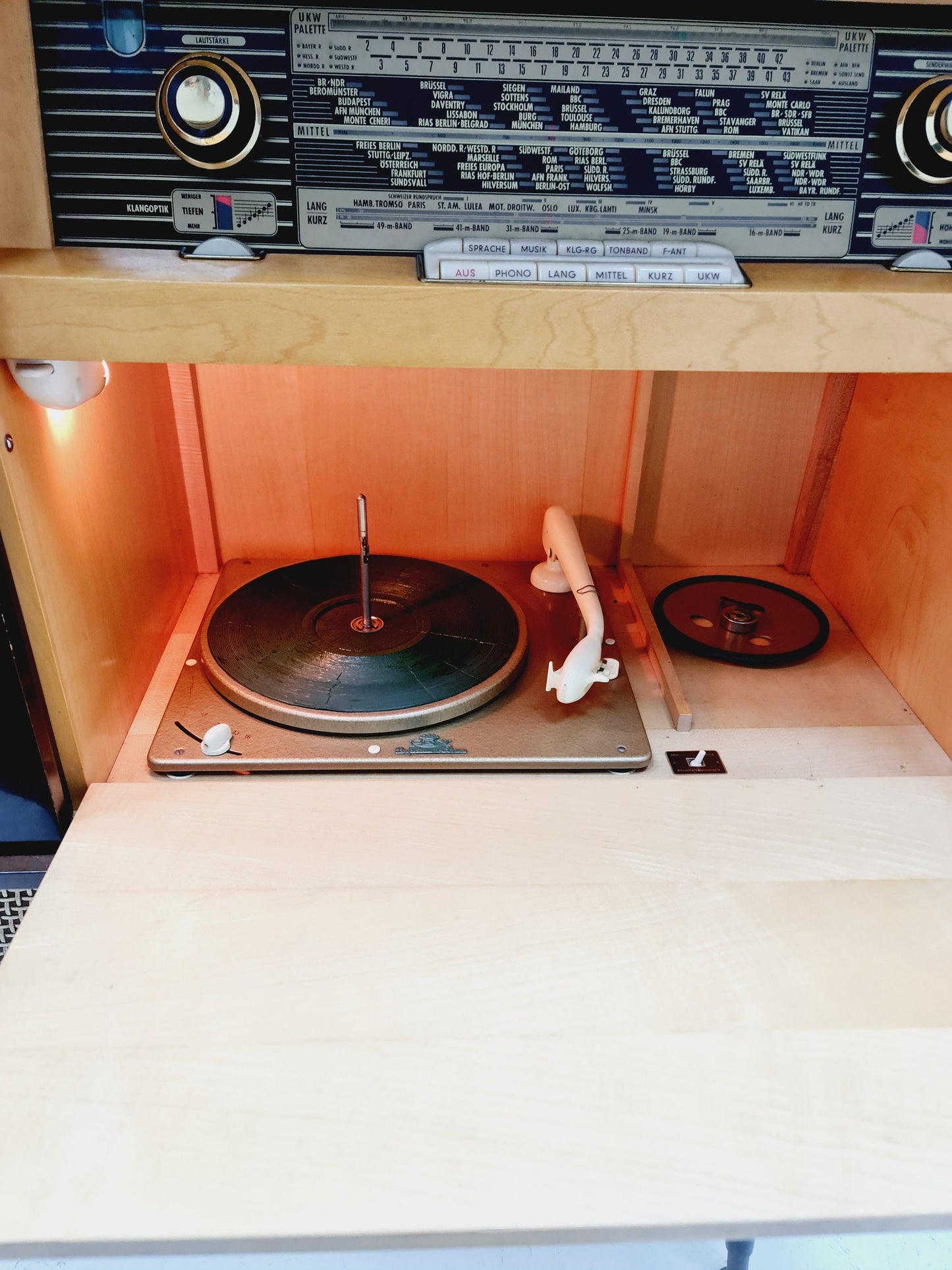 Mid Century Modern German record player, radio by Siemens , 1950s