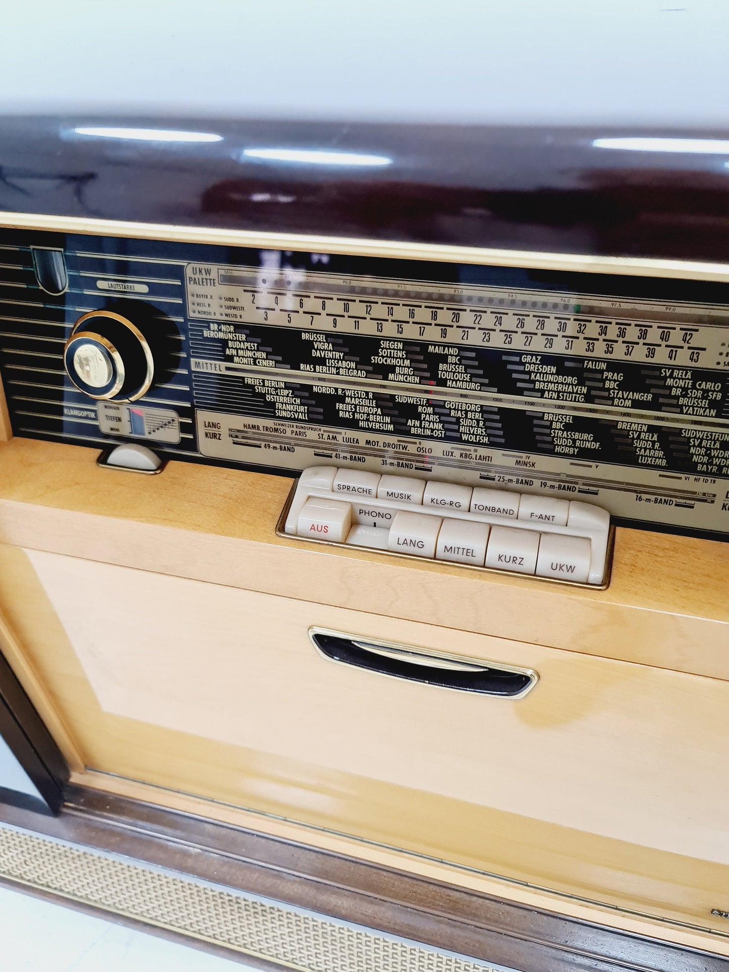 Mid Century Modern German record player, radio by Siemens , 1950s