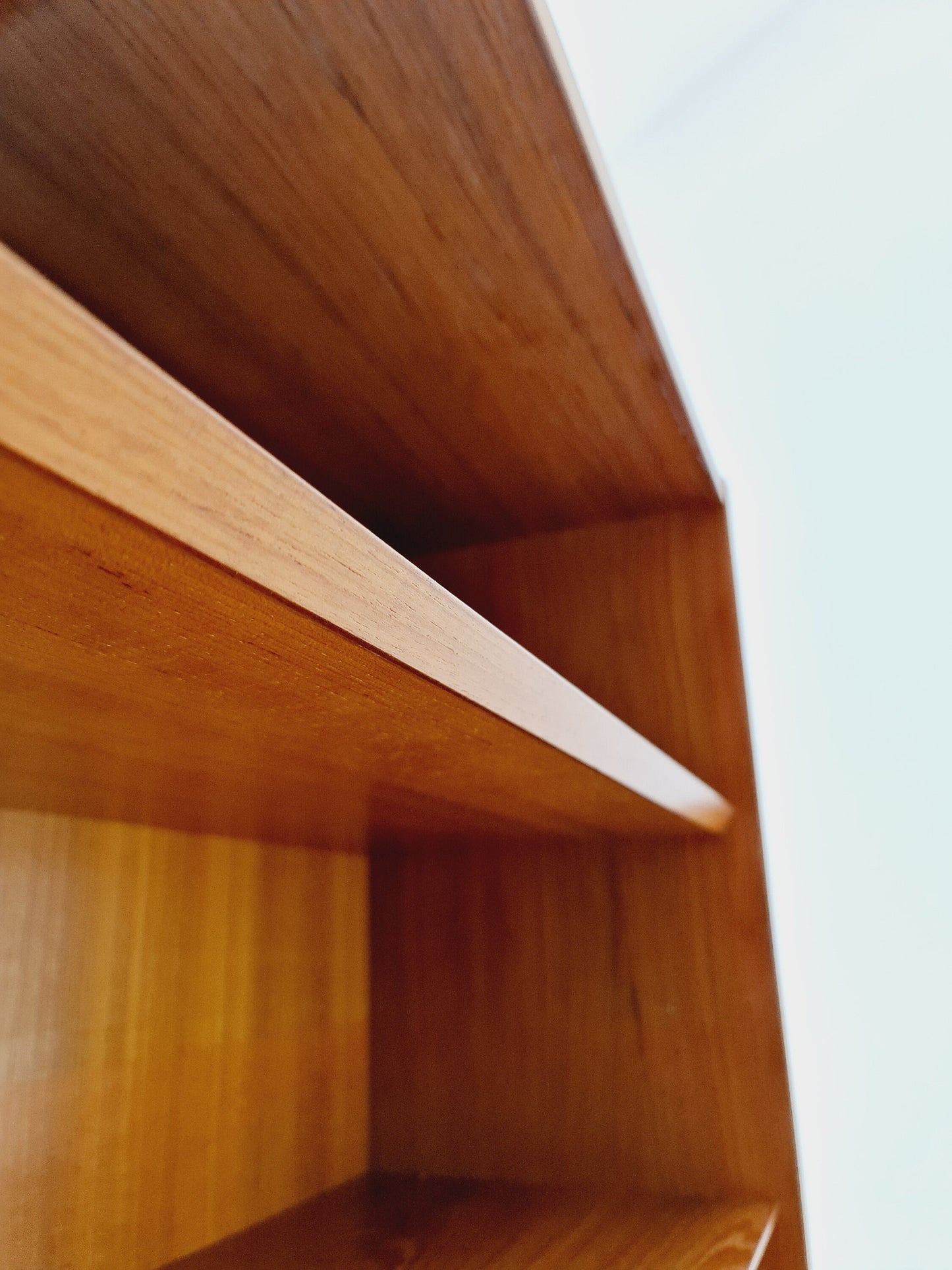 Danish freestanding vintage bookshelf system/ book case teak by Hundevad , 1960s