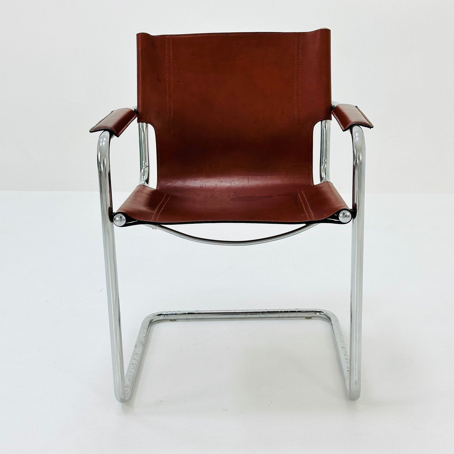 Bauhaus Matteo Grassi visitor chair in congac leather 1980s Italy