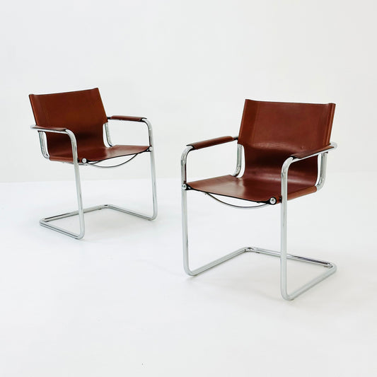 Set of 2 Bauhaus Matteo Grassi visitor chair in congac leather 1980s Italy