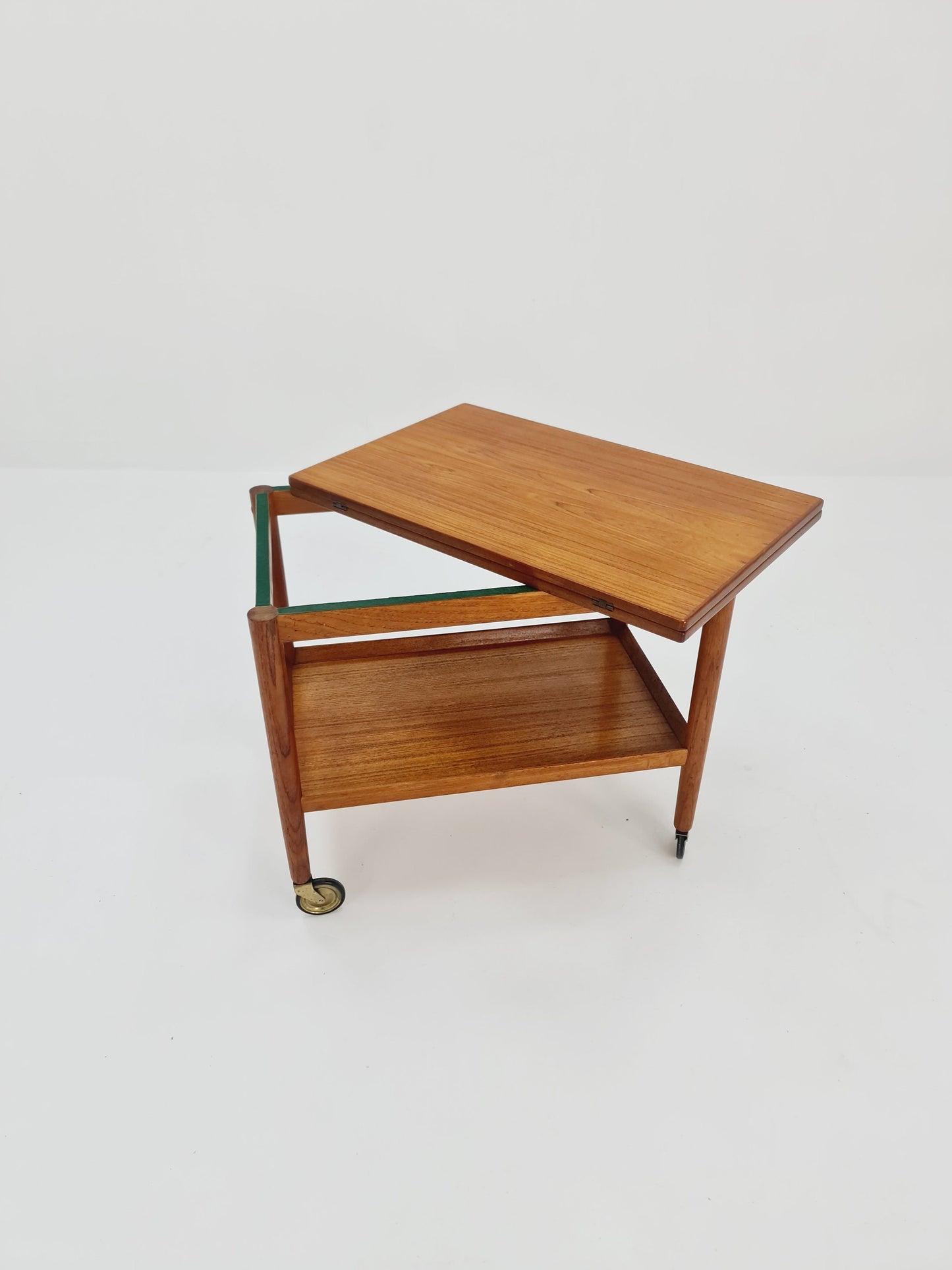 Vintage mid century danish trolley in teak By Grete jalk for Poul Jeppesens , 1960s