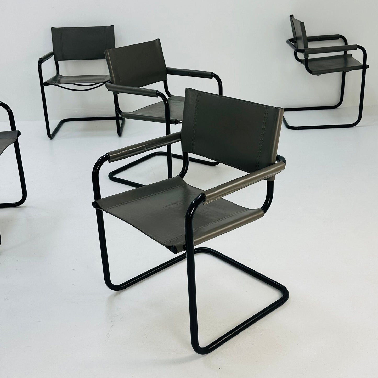 Mid century B34 grey leather cantilevered chair by Mart Stam for Jox Interni italy 1980s