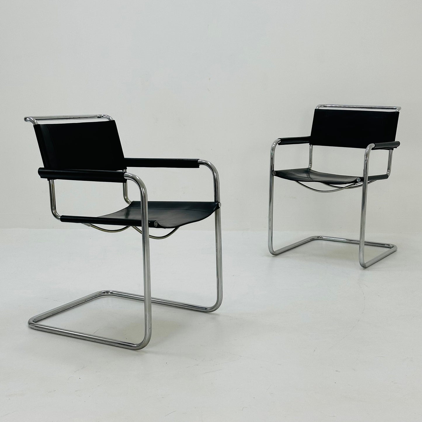 Set of 2 black S34 tubular steel chairs by Mart Stam for Jox Interni - 1970s