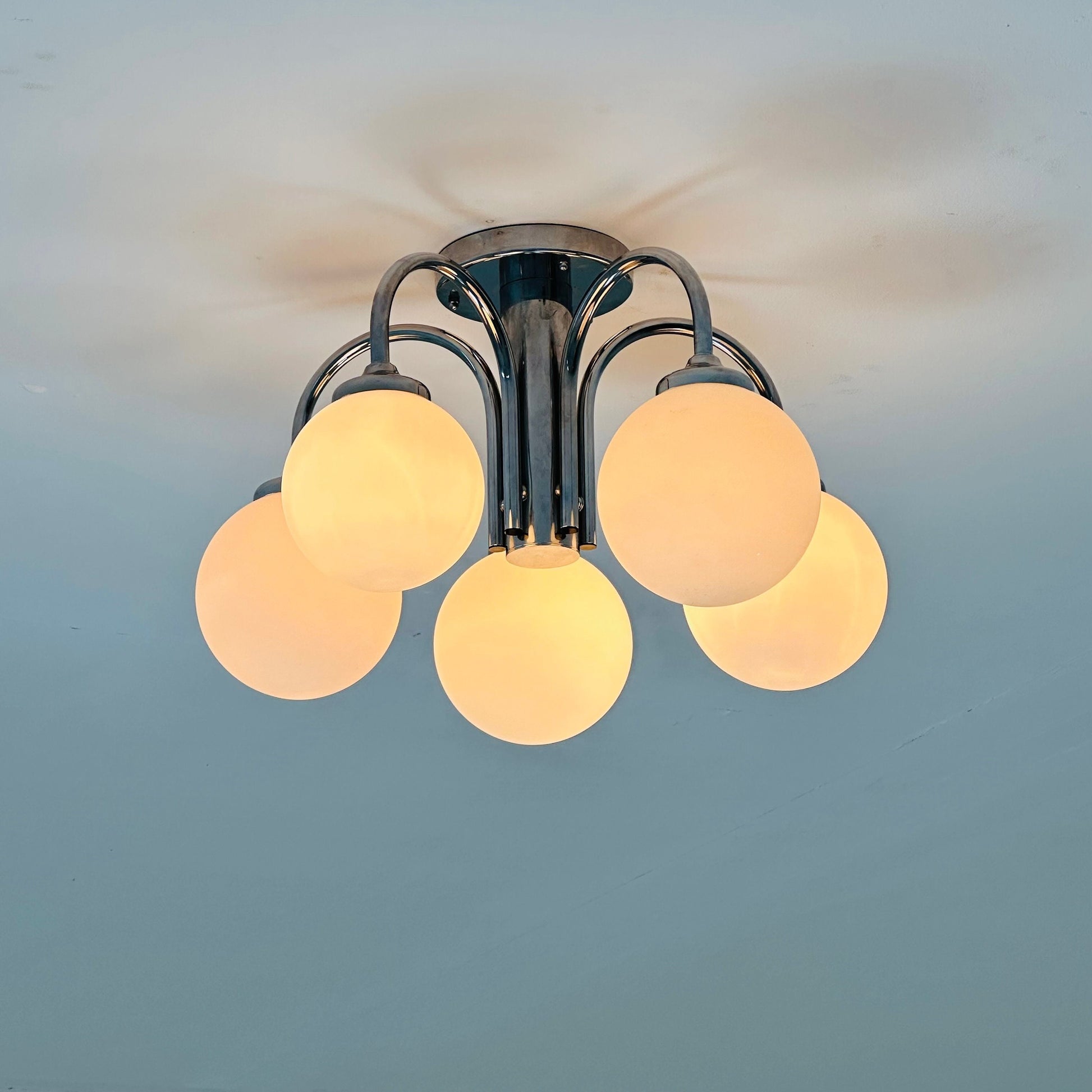 Chrome-plated Atomic Sputnik chandelier with white glass balls, Temde, Switzerland 1970s