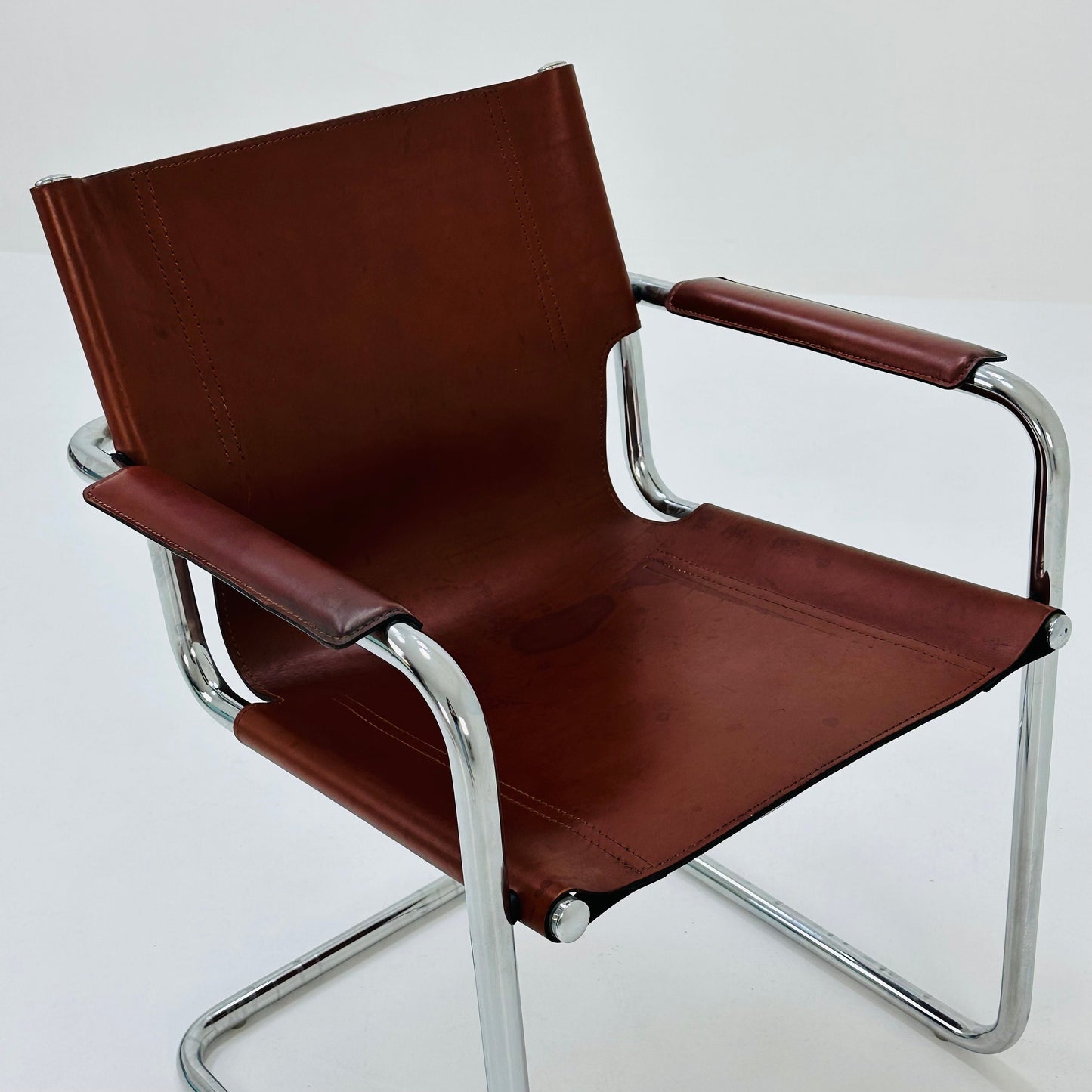 Bauhaus Matteo Grassi visitor chair in congac leather 1980s Italy