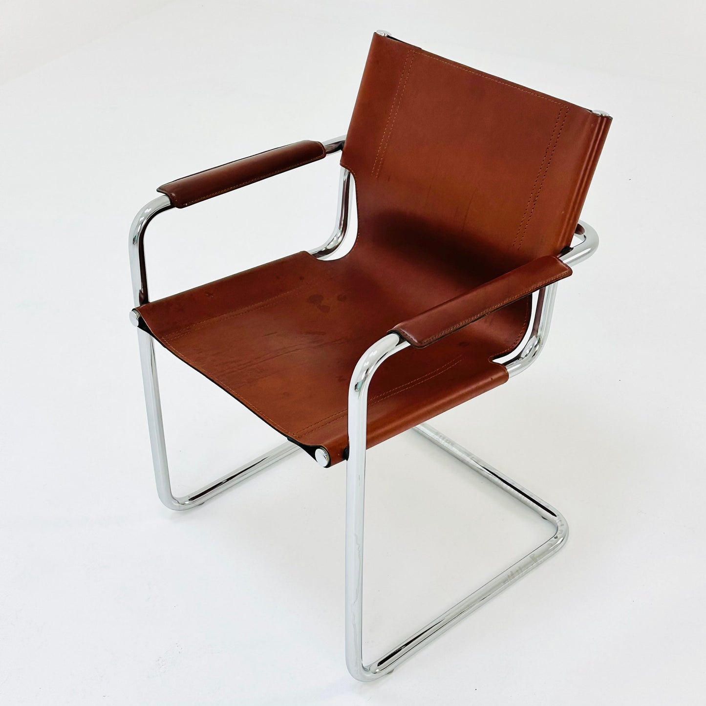 Set of 2 Bauhaus Matteo Grassi visitor chair in congac leather 1980s Italy