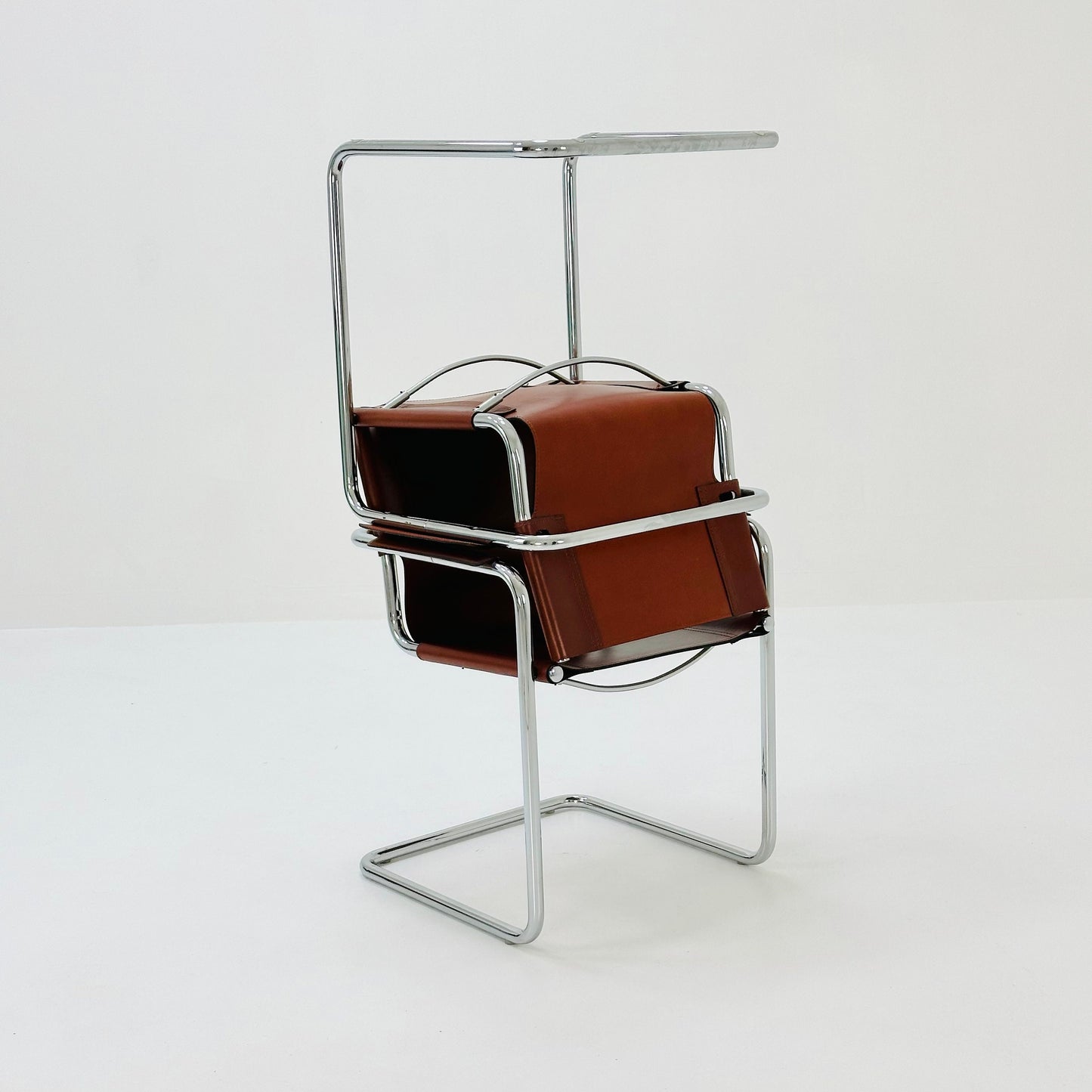 Set of 2 Bauhaus Matteo Grassi visitor chair in congac leather 1980s Italy