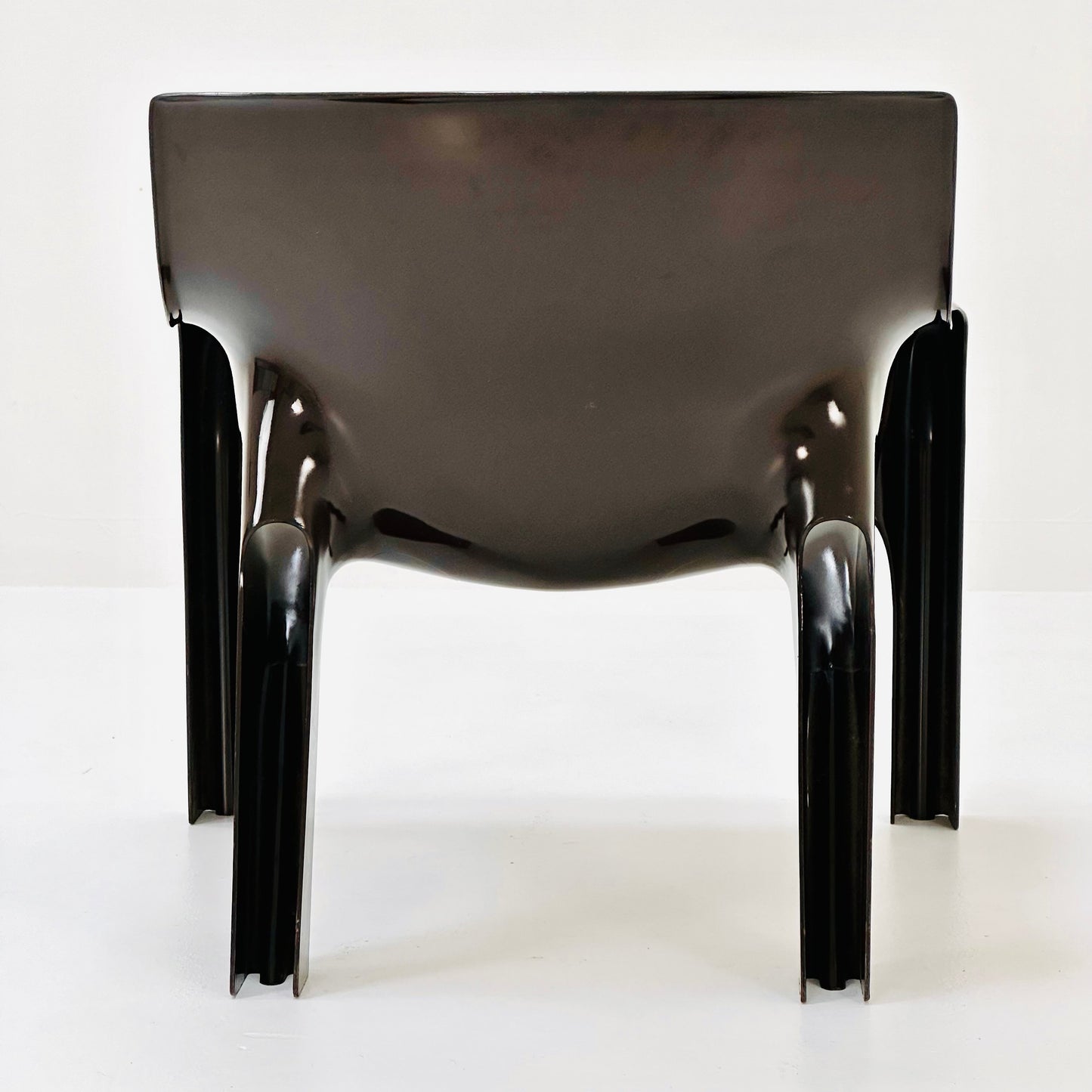 Gaudi Armchair by Vico Magistretti for Artemide Italy 1970s