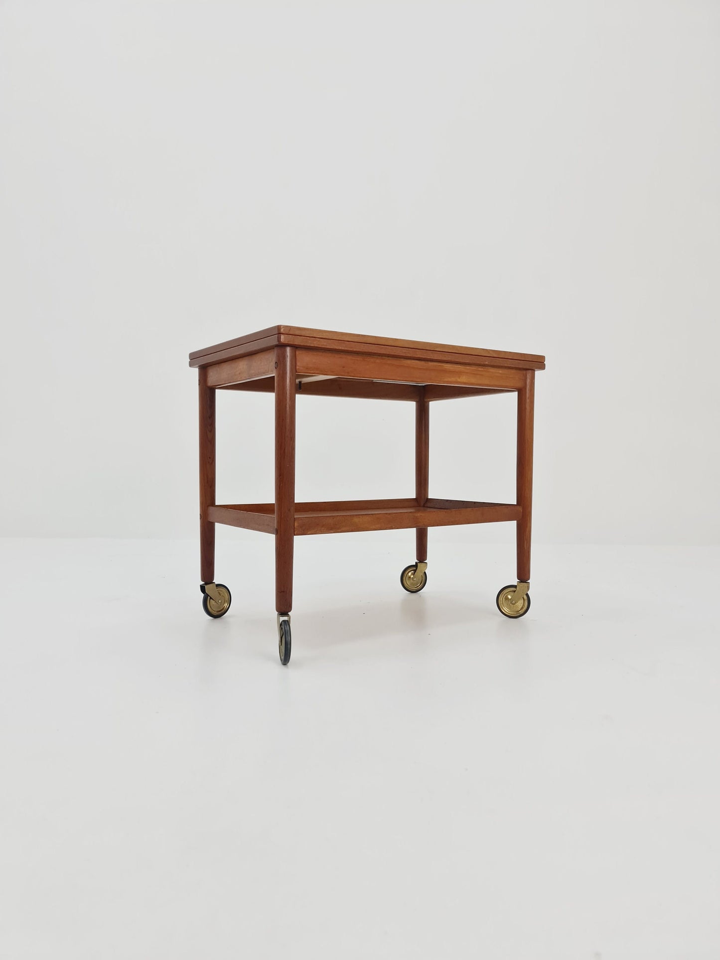 Vintage mid century danish trolley in teak By Grete jalk for Poul Jeppesens , 1960s