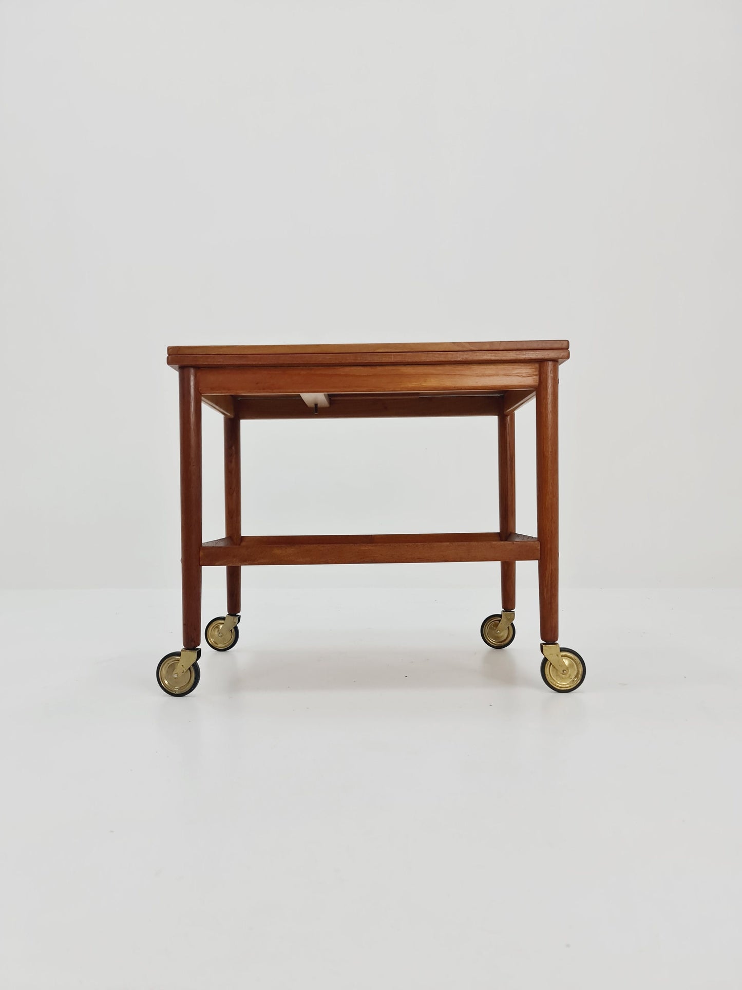 Vintage mid century danish trolley in teak By Grete jalk for Poul Jeppesens , 1960s