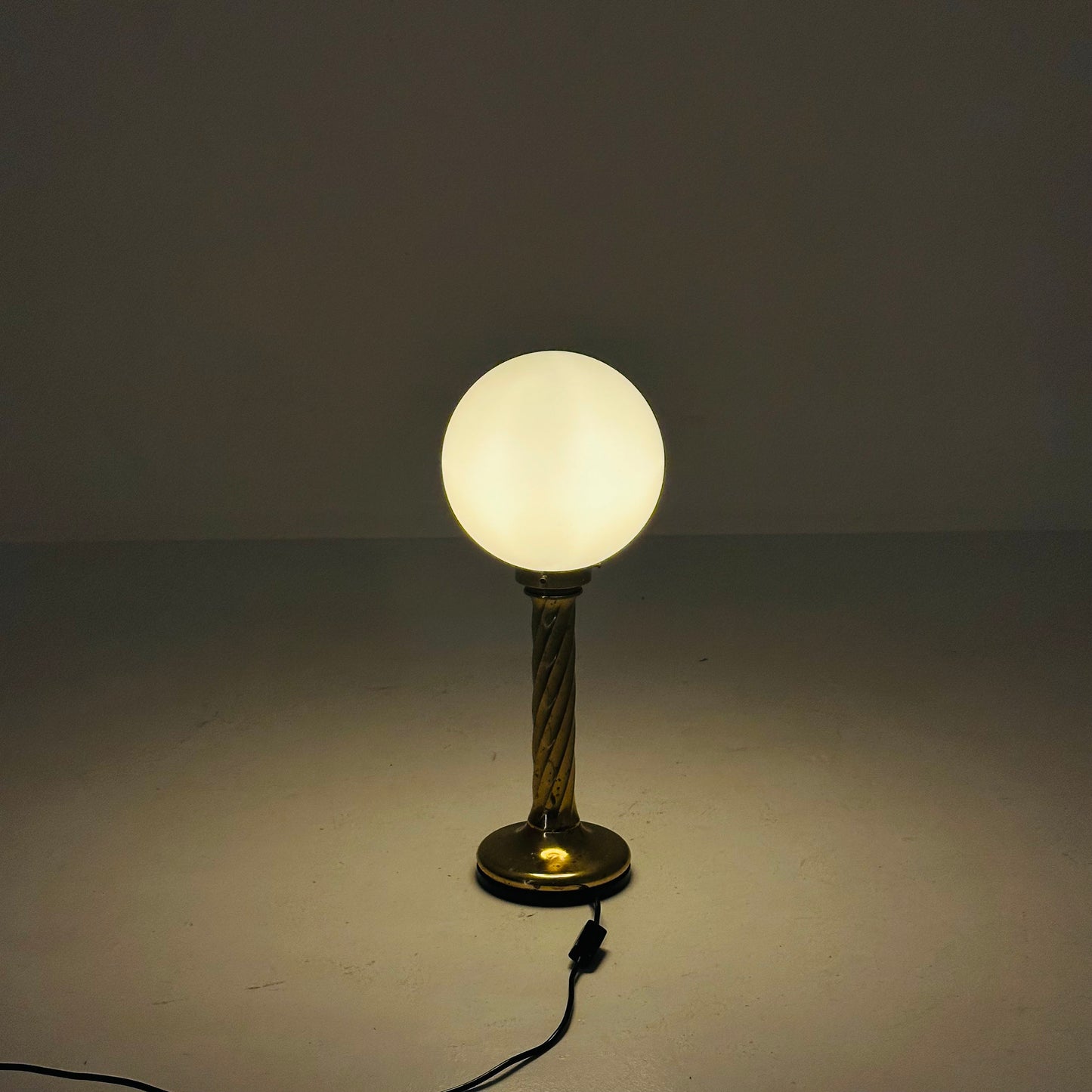 1 of 2 Mid century aise table ball lamp in Hollywood Regency Germany 80s