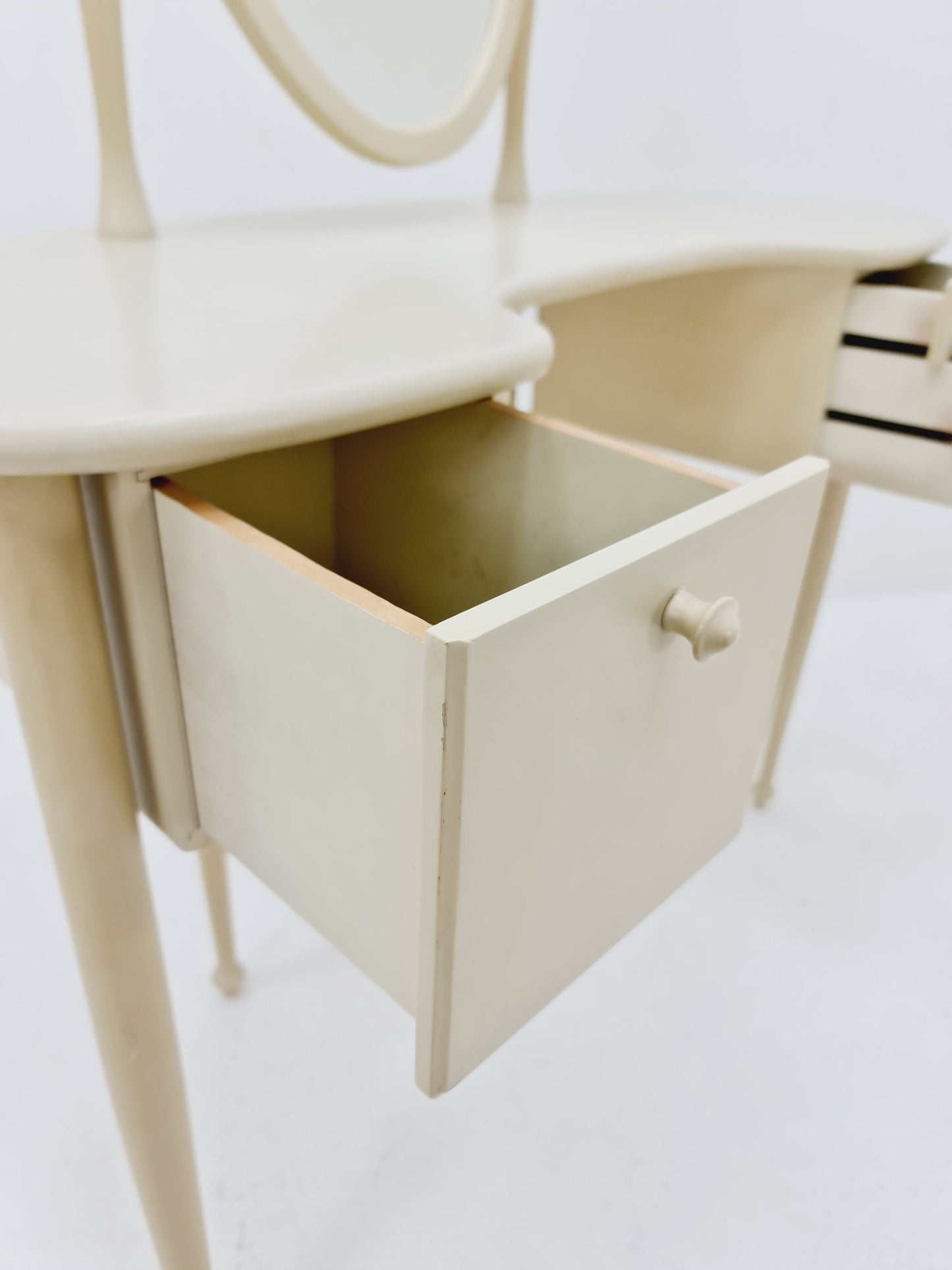 Mid Century Modern Swedish vanity table/ make up By AB Nybrofabriken Model Romantica, 1960s
