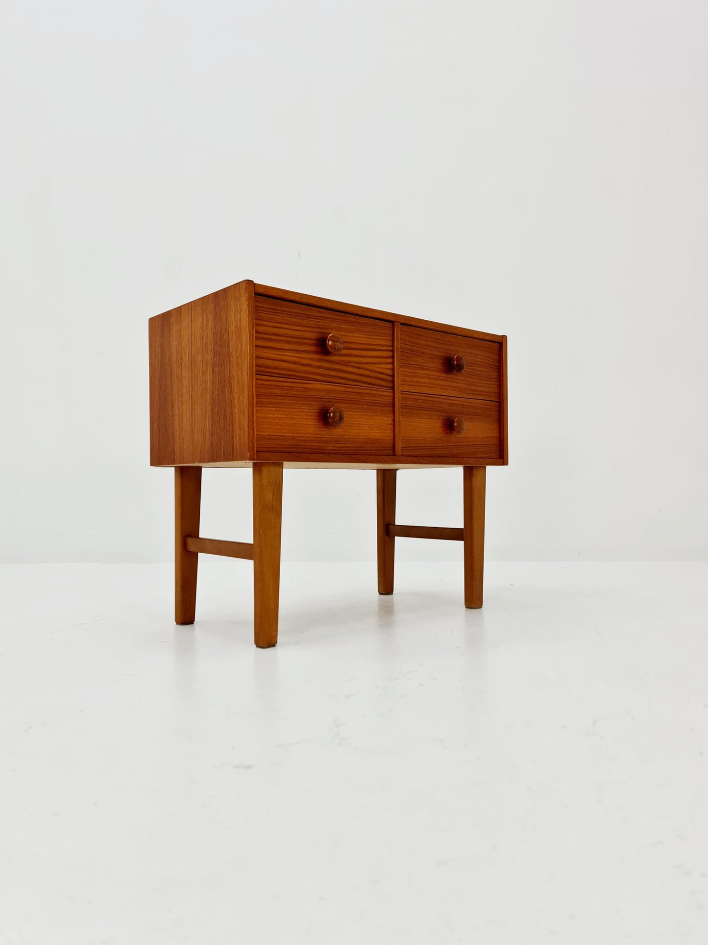 Small Midcentury danish teak chest of drawers, 4 drawers, 1960s