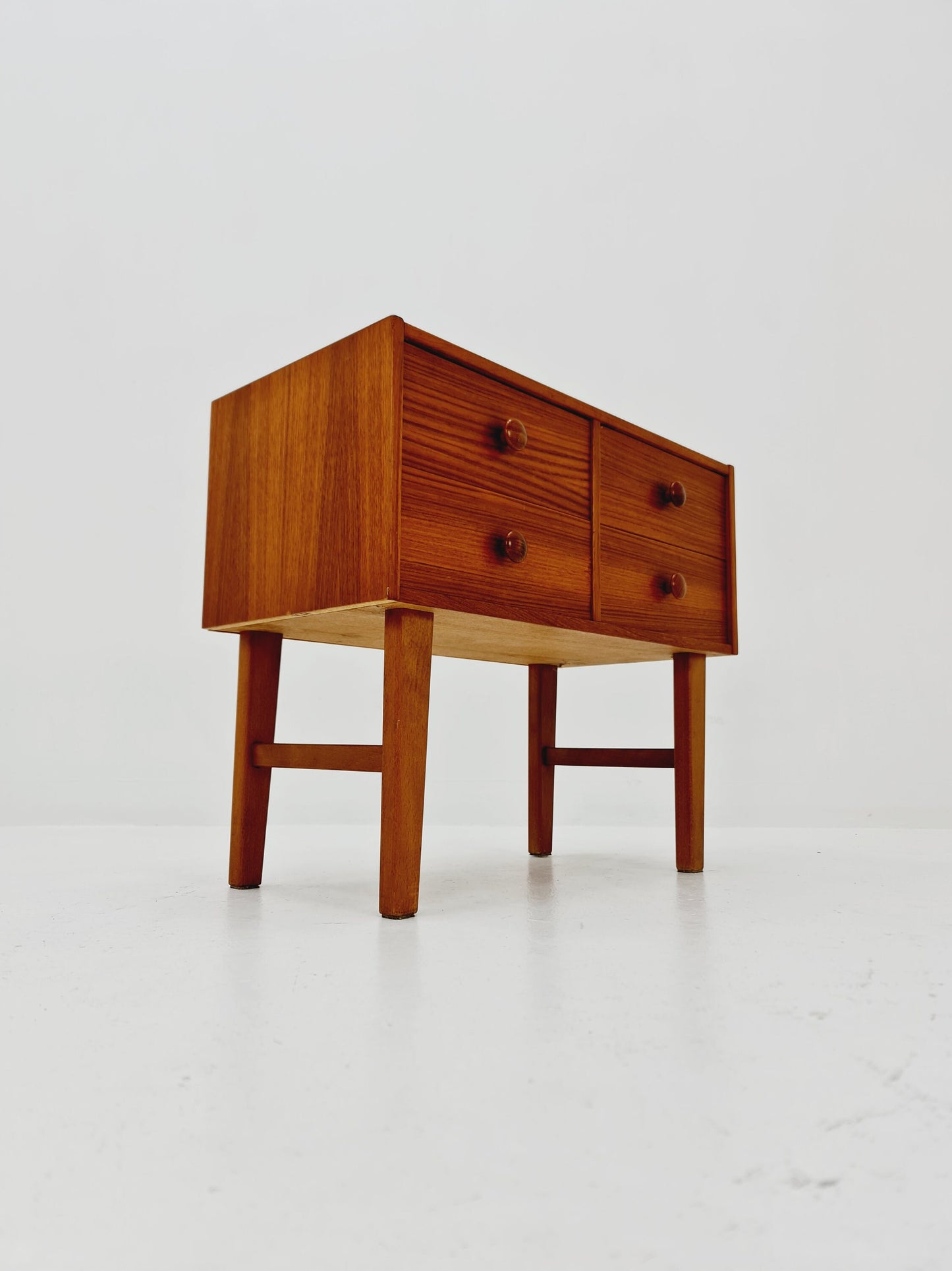 Small Midcentury danish teak chest of drawers, 4 drawers, 1960s