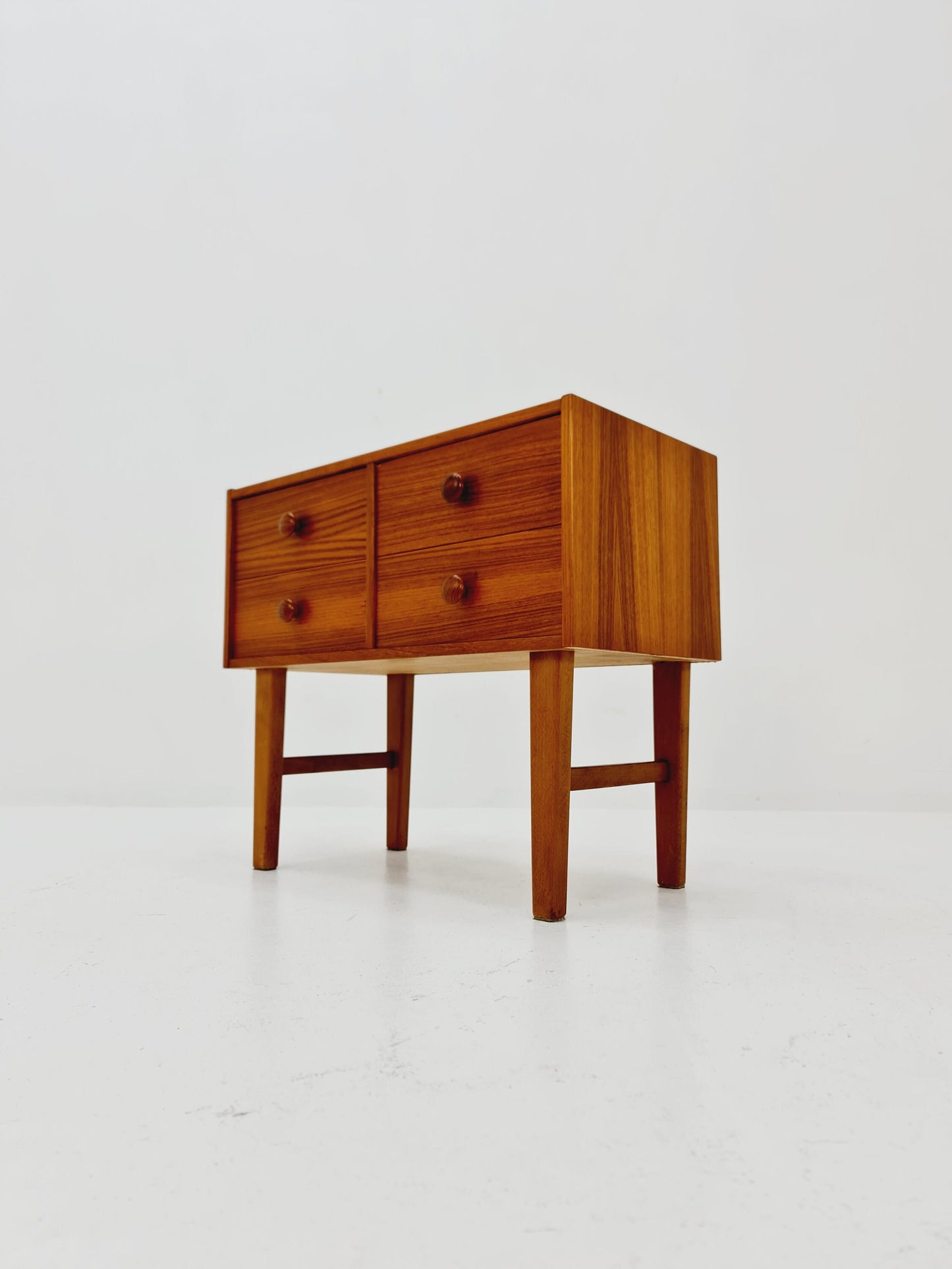 Small Midcentury danish teak chest of drawers, 4 drawers, 1960s