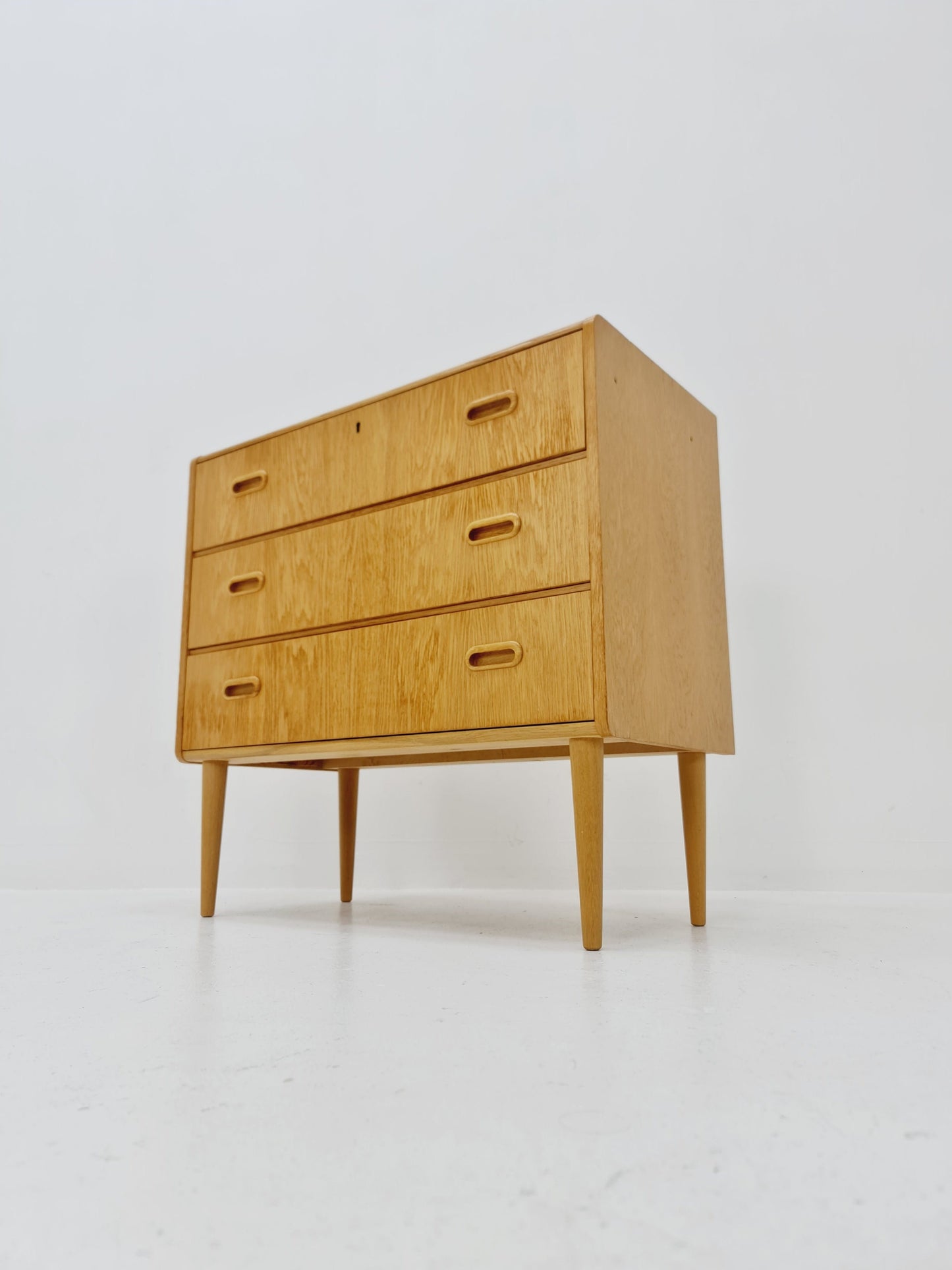 Midcentury danish design chest of drawers / drawer dresser /3 drawers cabinet, 1960s