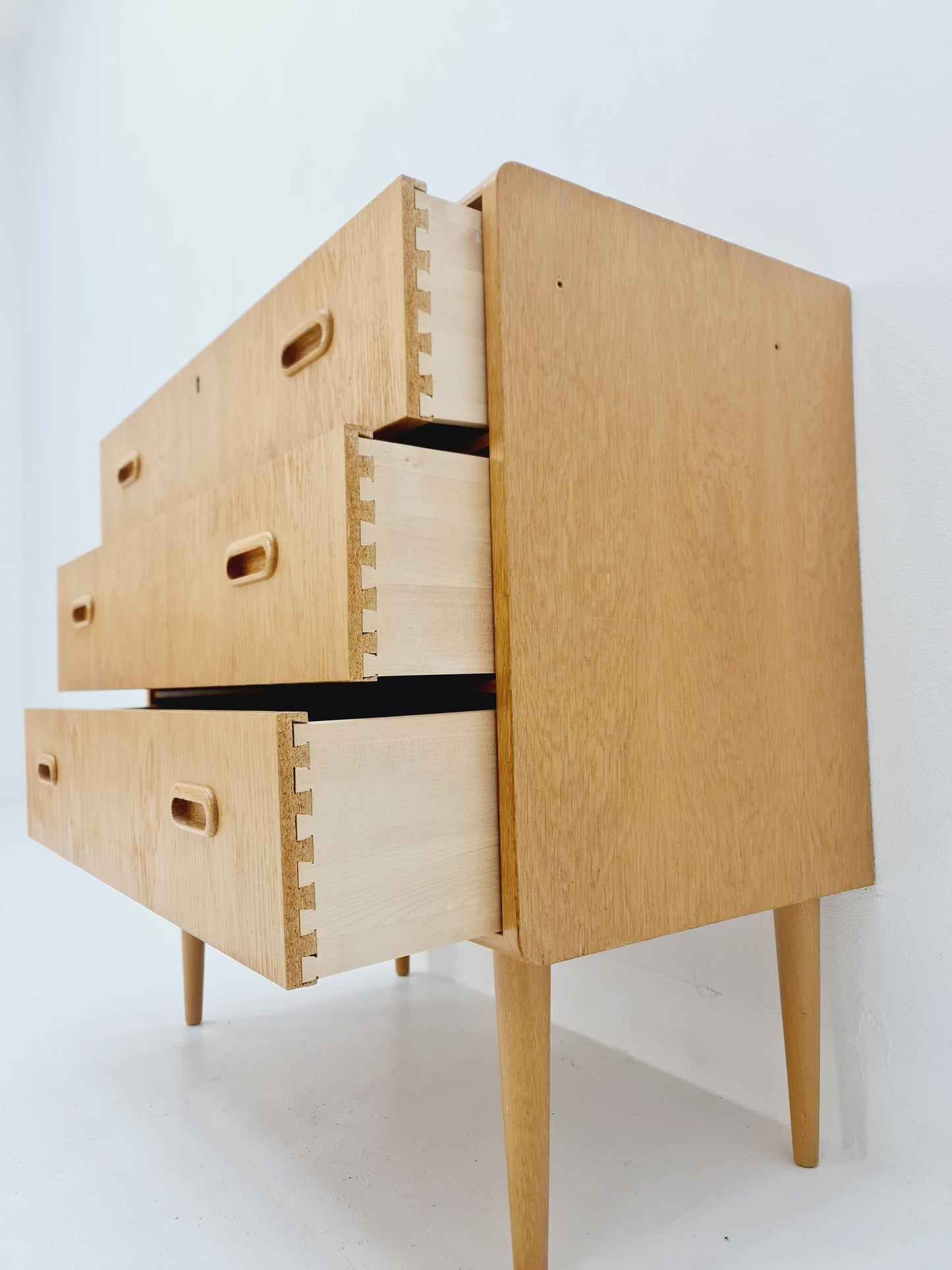 Midcentury danish design chest of drawers / drawer dresser /3 drawers cabinet, 1960s