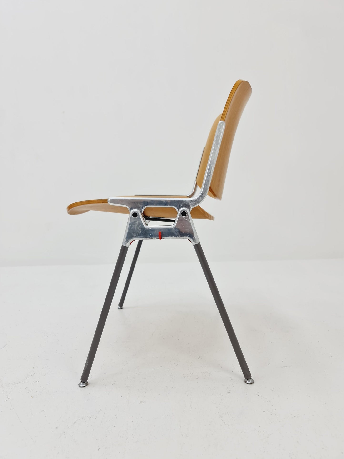 1 of 5 1960s Italian Castelli Chairs by Giancarlo Piretti