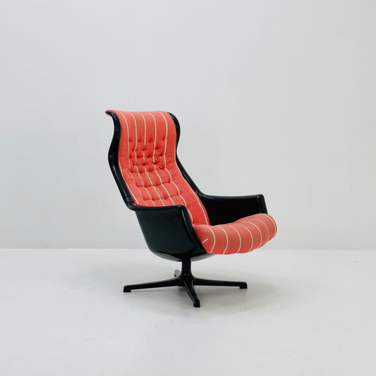 Space age “Galaxy” armchair by Alf Svensson & Yngvar Sandström 1970s