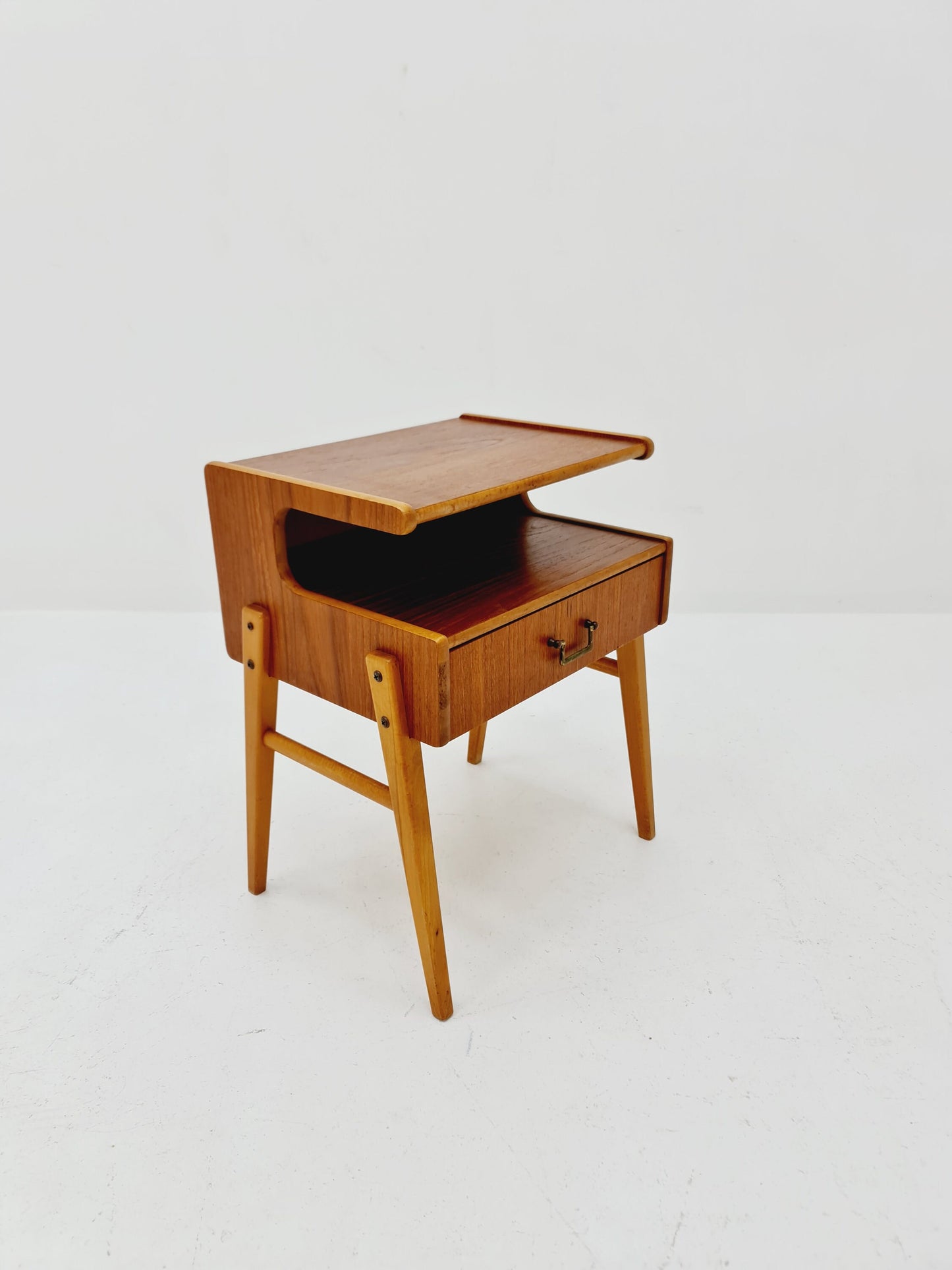 Midcentury Carlström & Co Teak Vintage Side table/ Bedside table/ Night stand straight from the sixties