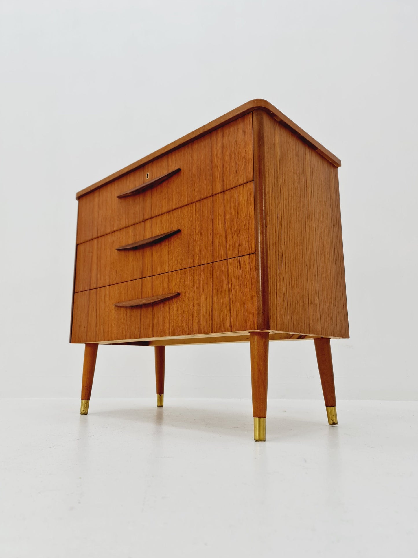 Midcentury danish design chest of drawers / drawer dresser /3 drawers cabinet, 1960s
