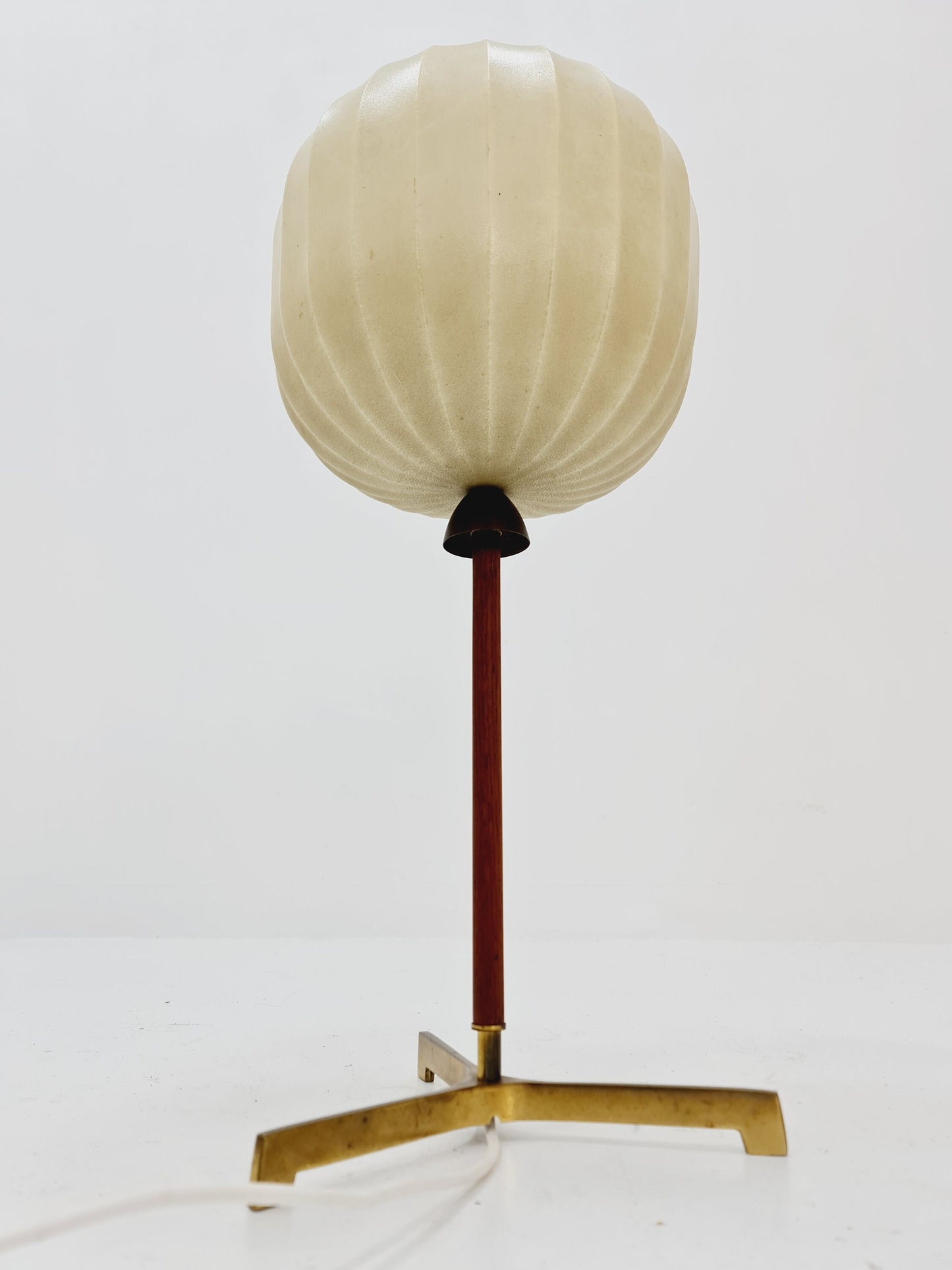 Mid century cocoon teak & brass table lamp by Vereinigte Werkstätten München, Germany, 1960s