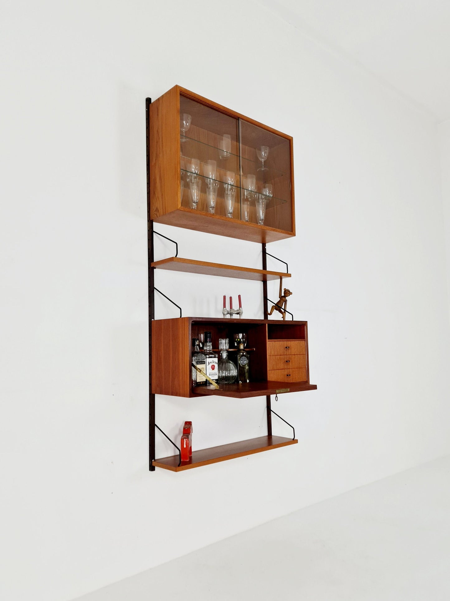 Mid century Danish Teak single Wall Unit with bar cabinet & Showcase by Poul Cadovius for Royal Denmark, 1960s