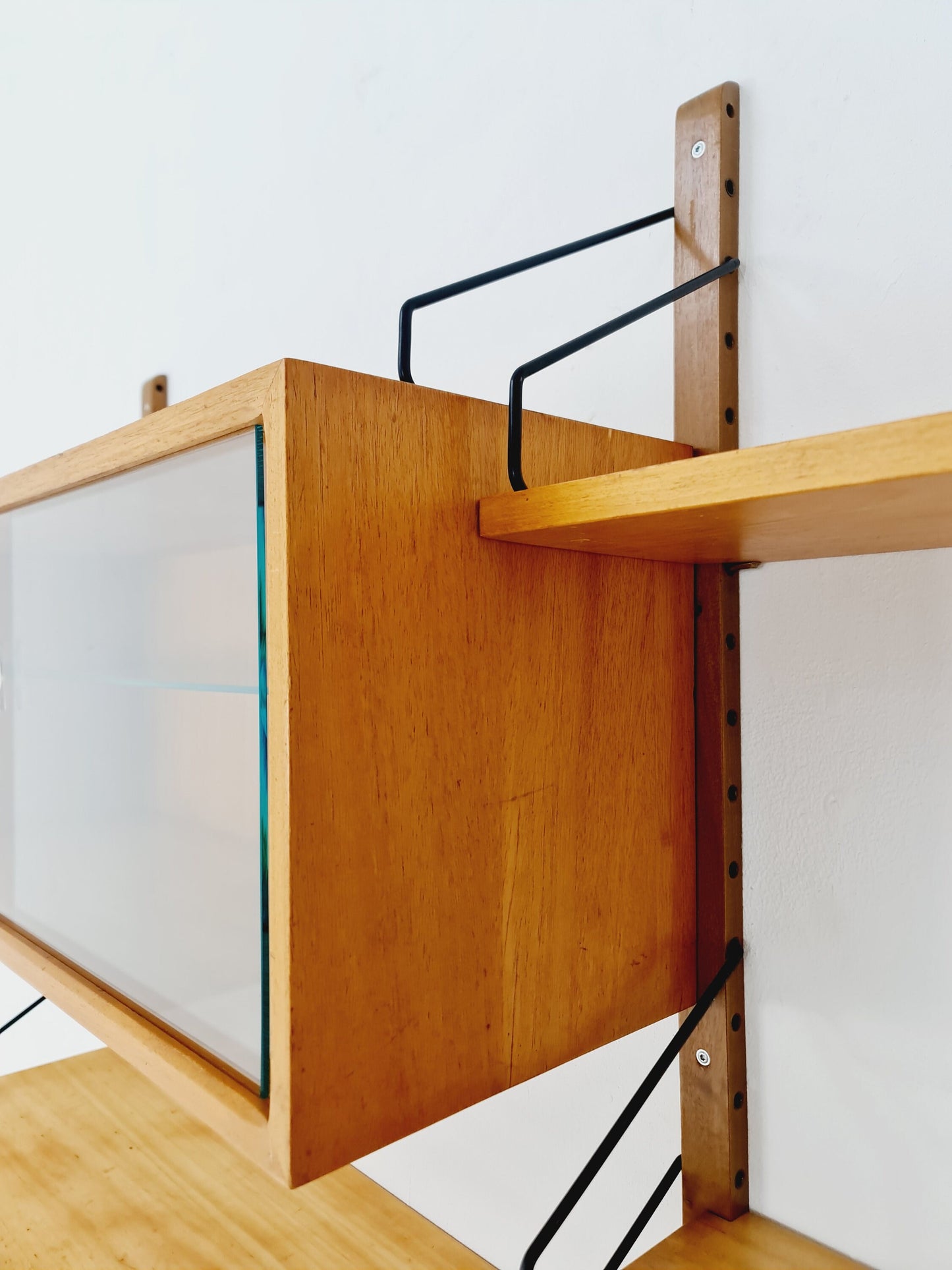 Mid century Danish Oak Wall Unit with Showcase by Poul Cadovius for Royal Denmark, 1960s