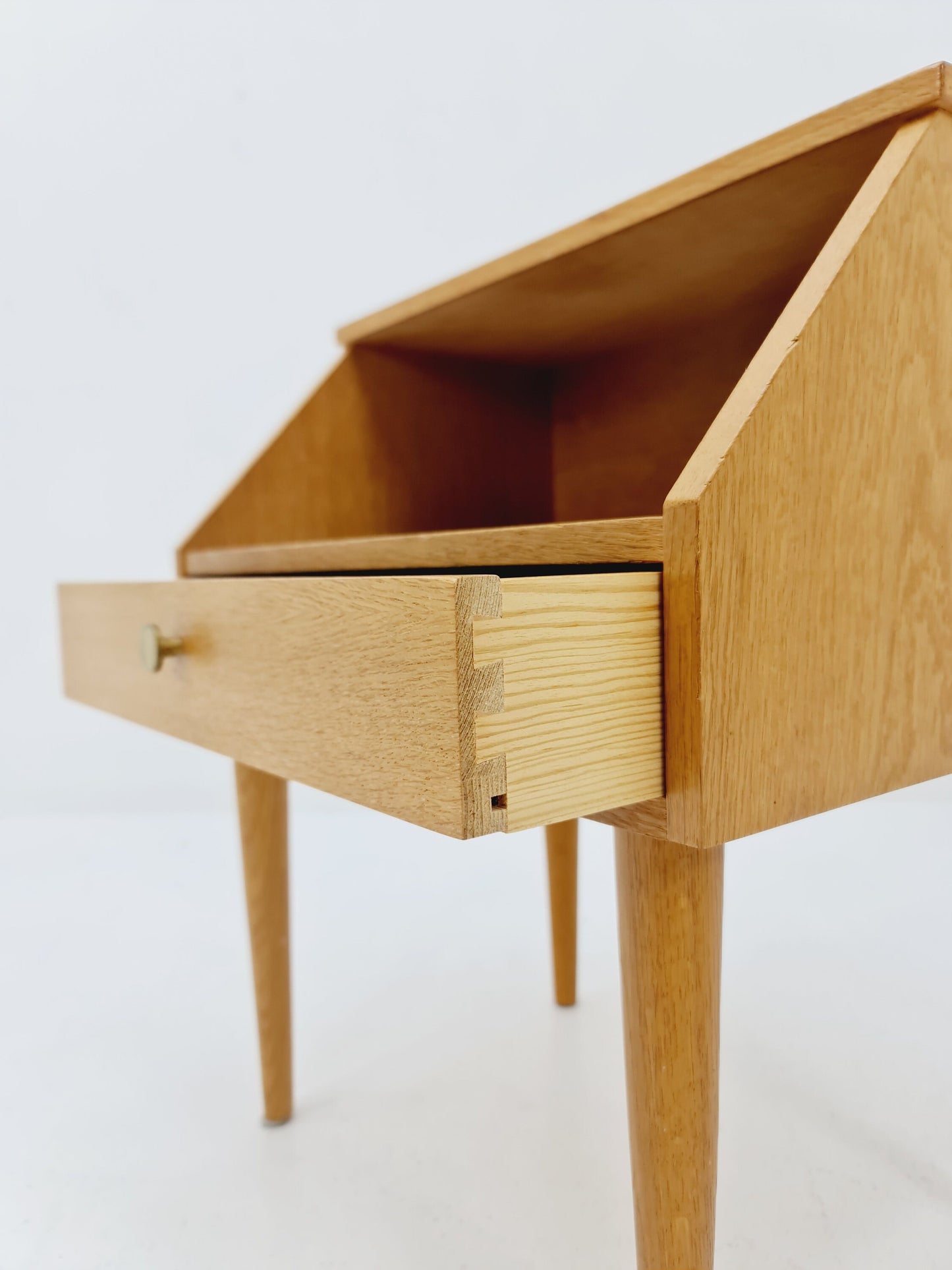 Mid century Scandinavian oak side table / bedside table, 1960s