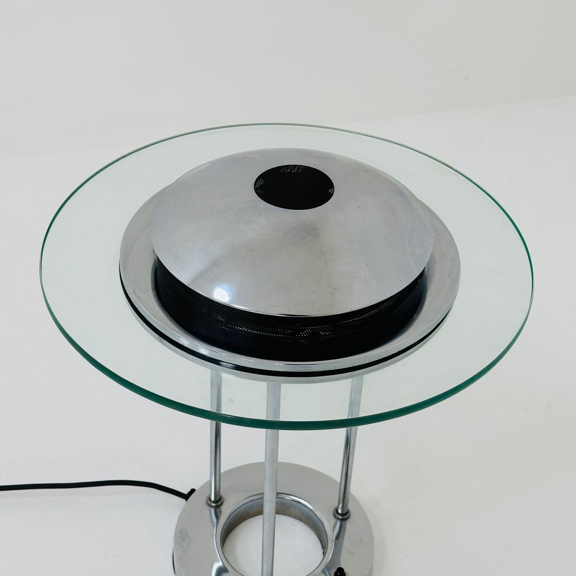 Ufo Lampe - Memphis Saturn table lamp by Robert Sunnan for Boxford Holland 1980s