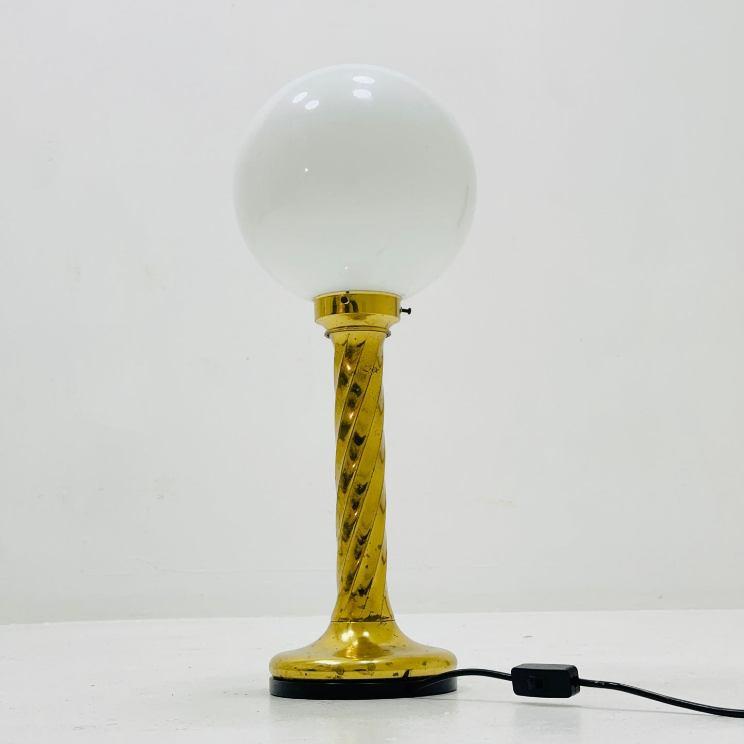 1 of 2 Mid century aise table ball lamp in Hollywood Regency Germany 80s