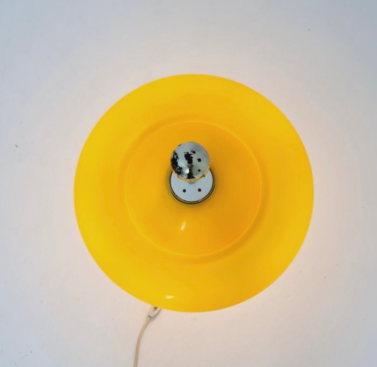 Mid century space age mushroom table lamp by Markolini Italy 1980s