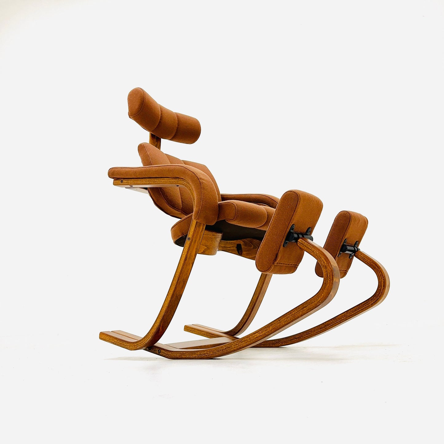 Stokke Gravity Due designer rocking brown fabric Armchair by Peter Opsvik Denmark 1980s