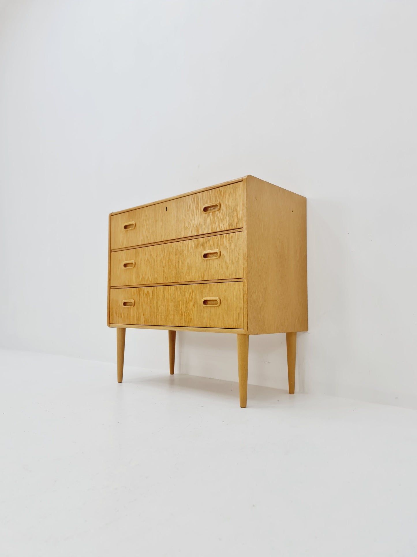 Midcentury danish design chest of drawers / drawer dresser /3 drawers cabinet, 1960s