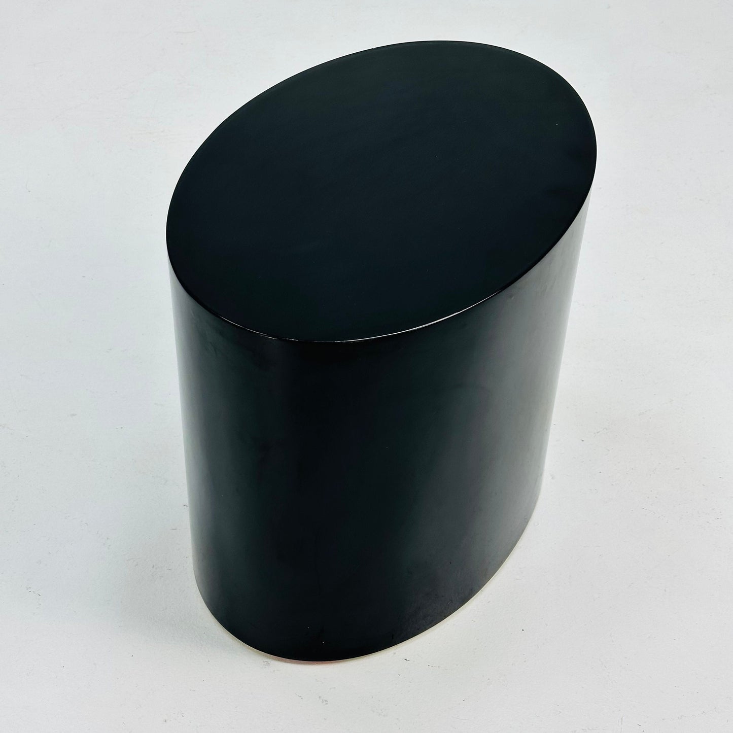 Space age Gloss Black oval shape end table /side table 1970s