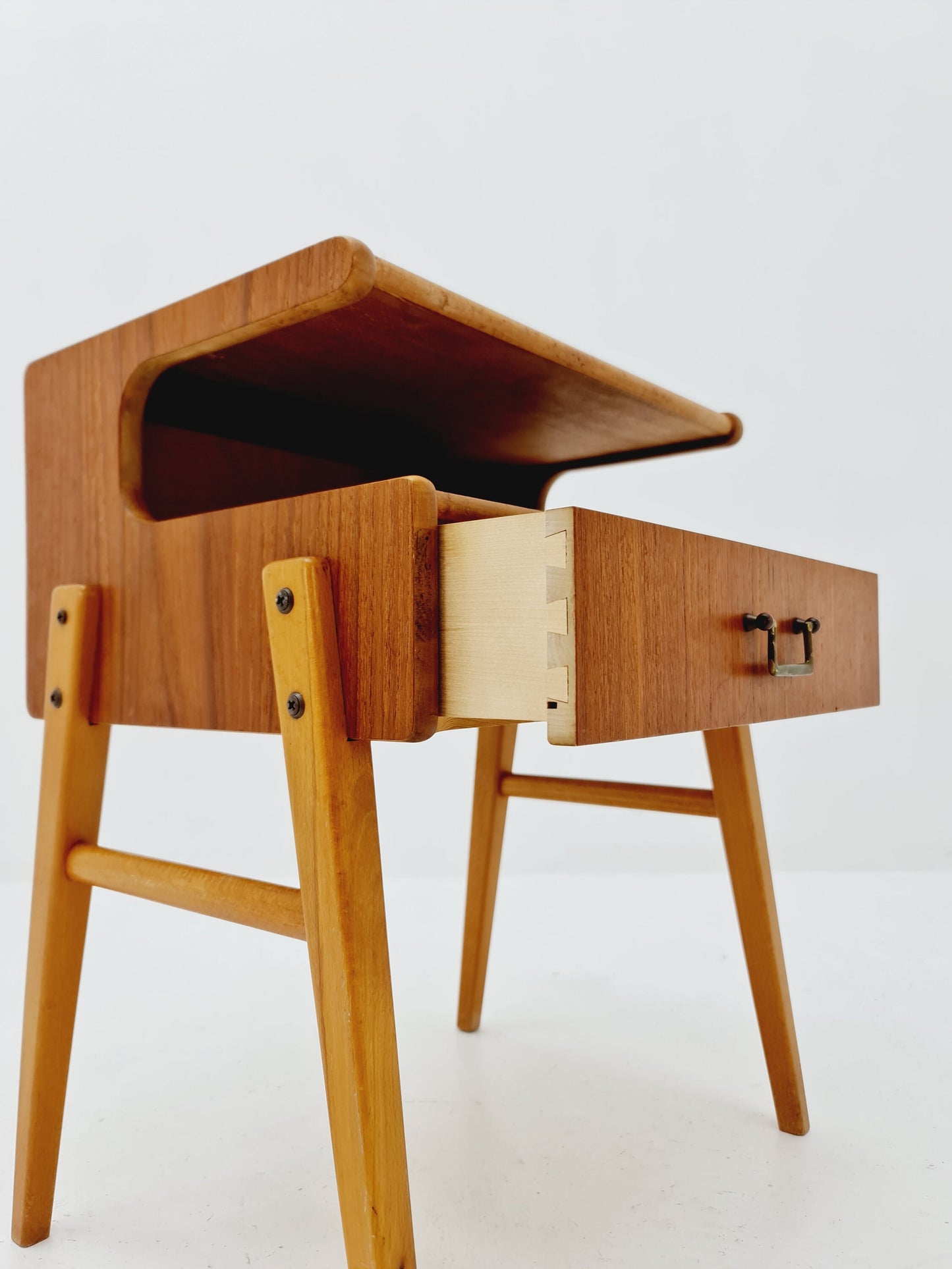 Midcentury Carlström & Co Teak Vintage Side table/ Bedside table/ Night stand straight from the sixties